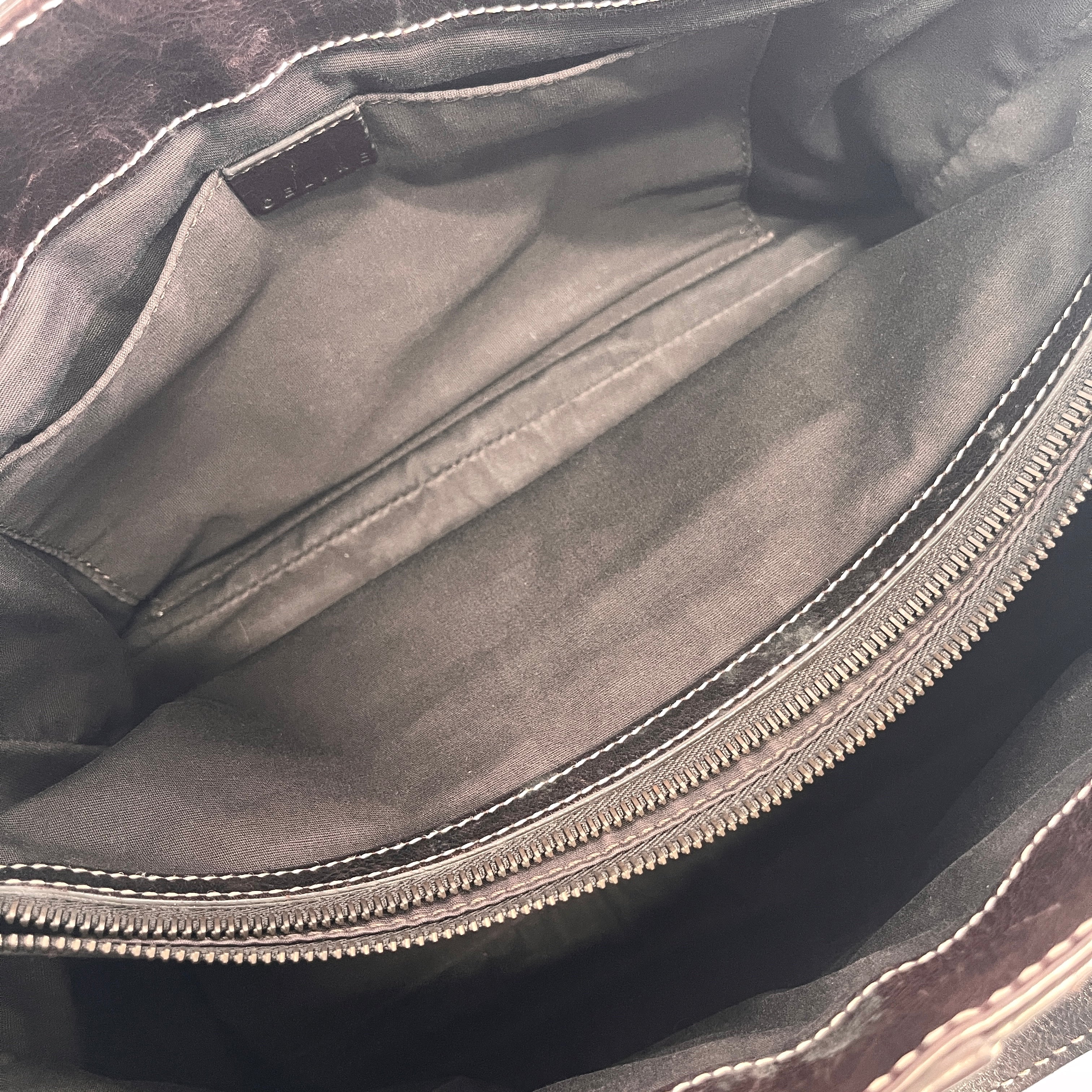 2605 secondhand CELINE Boogie bag