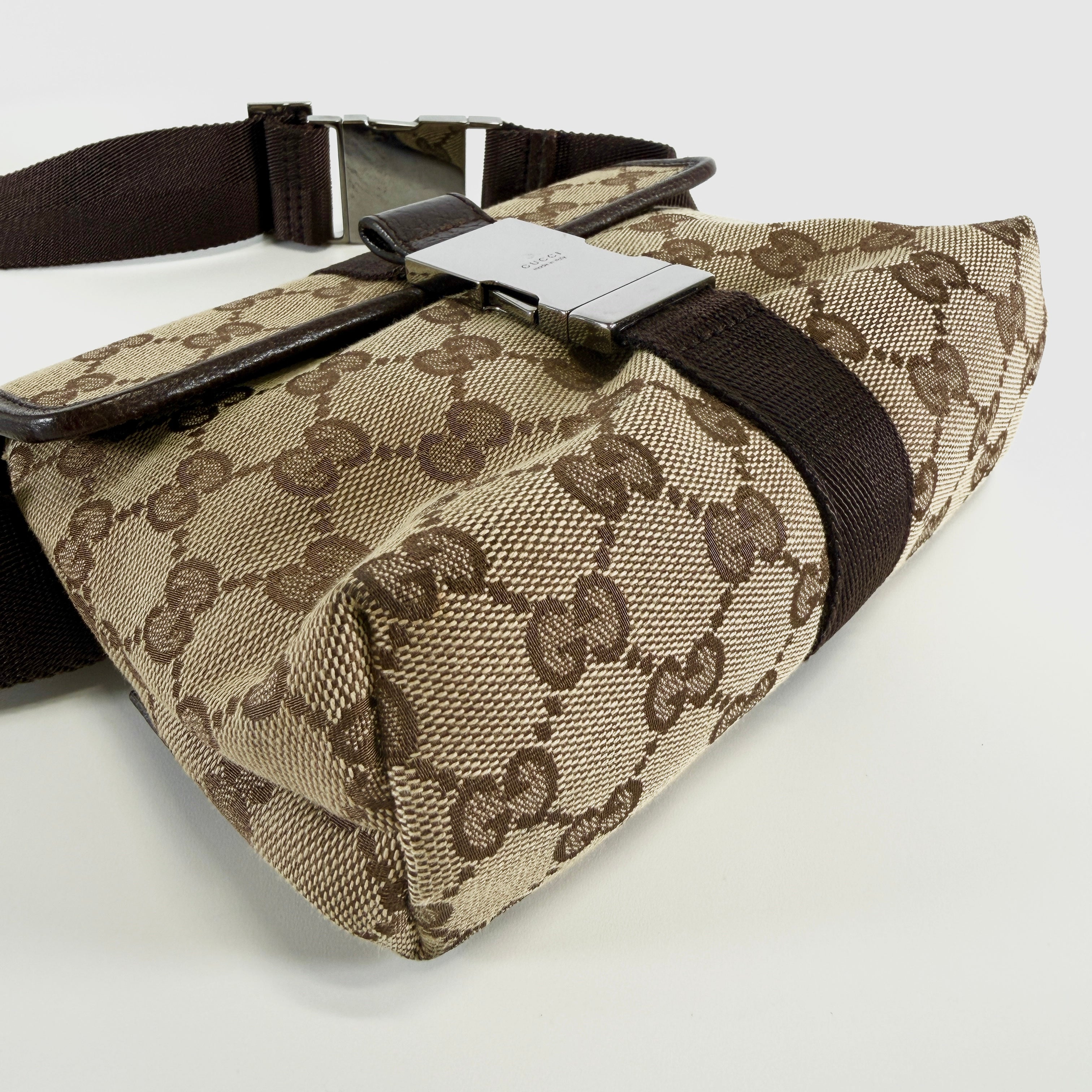 2606 secondhand GUCCI Body Bag / Waist Bag