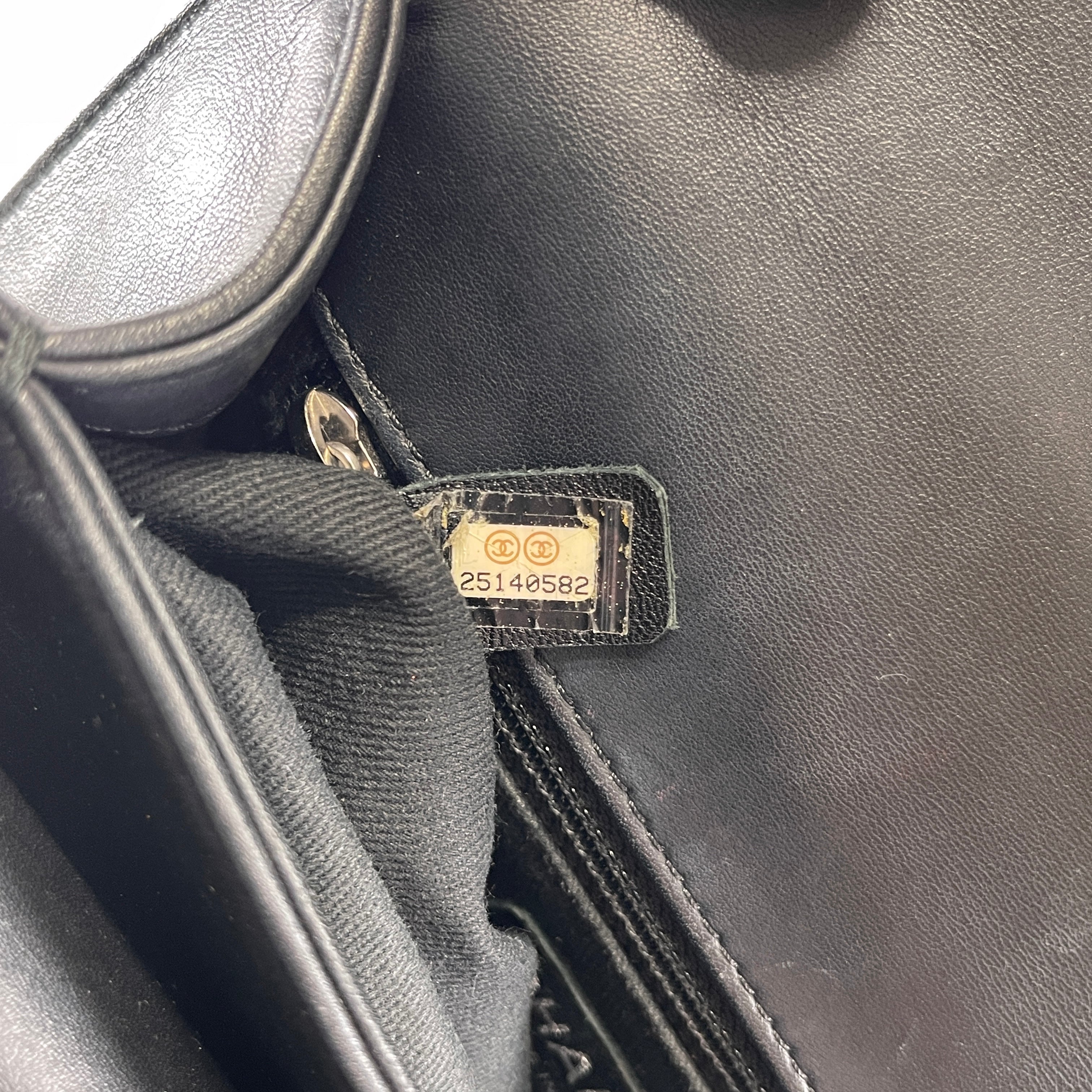 2605 secondhand CHANEL Shoulder bag
