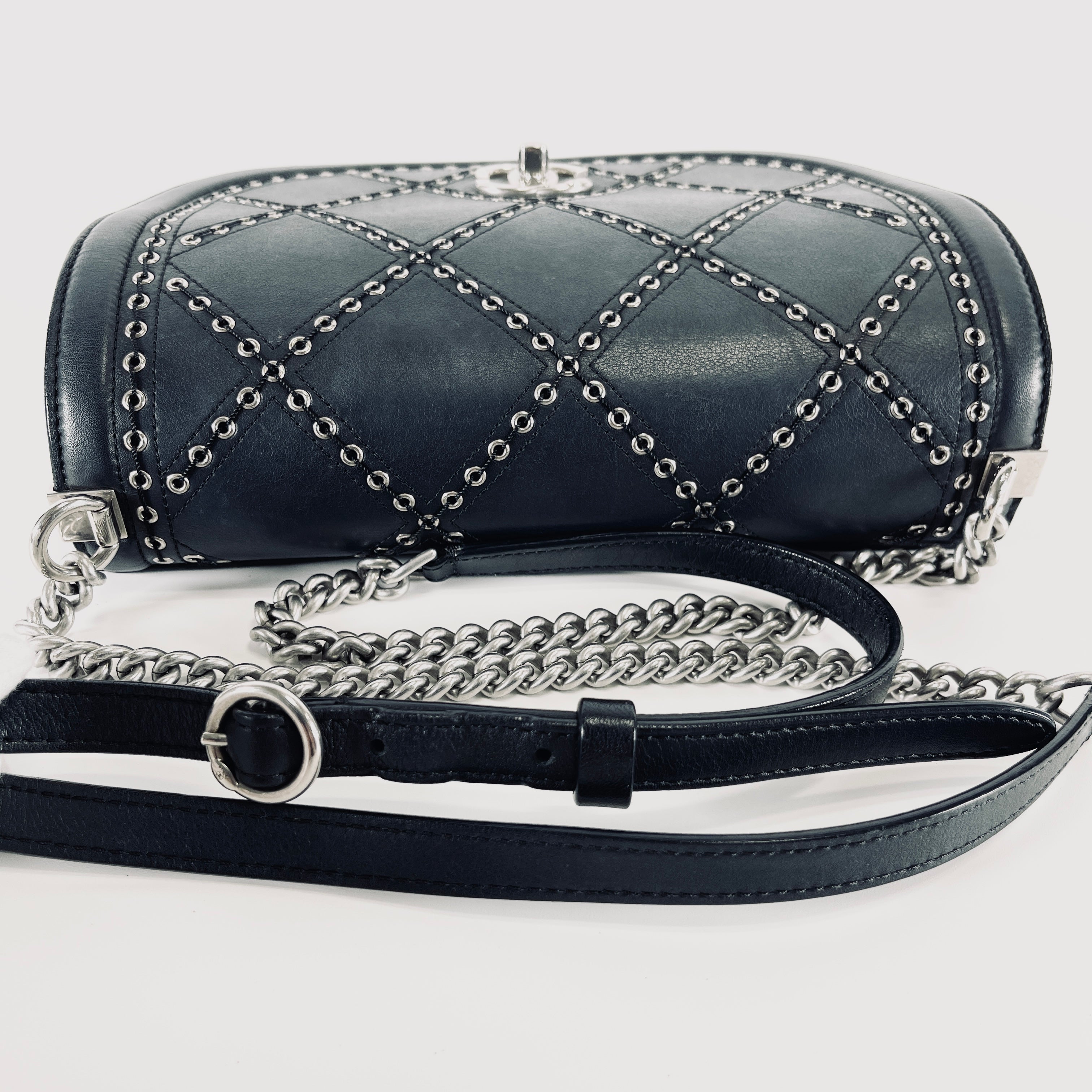 2605 secondhand CHANEL Shoulder bag