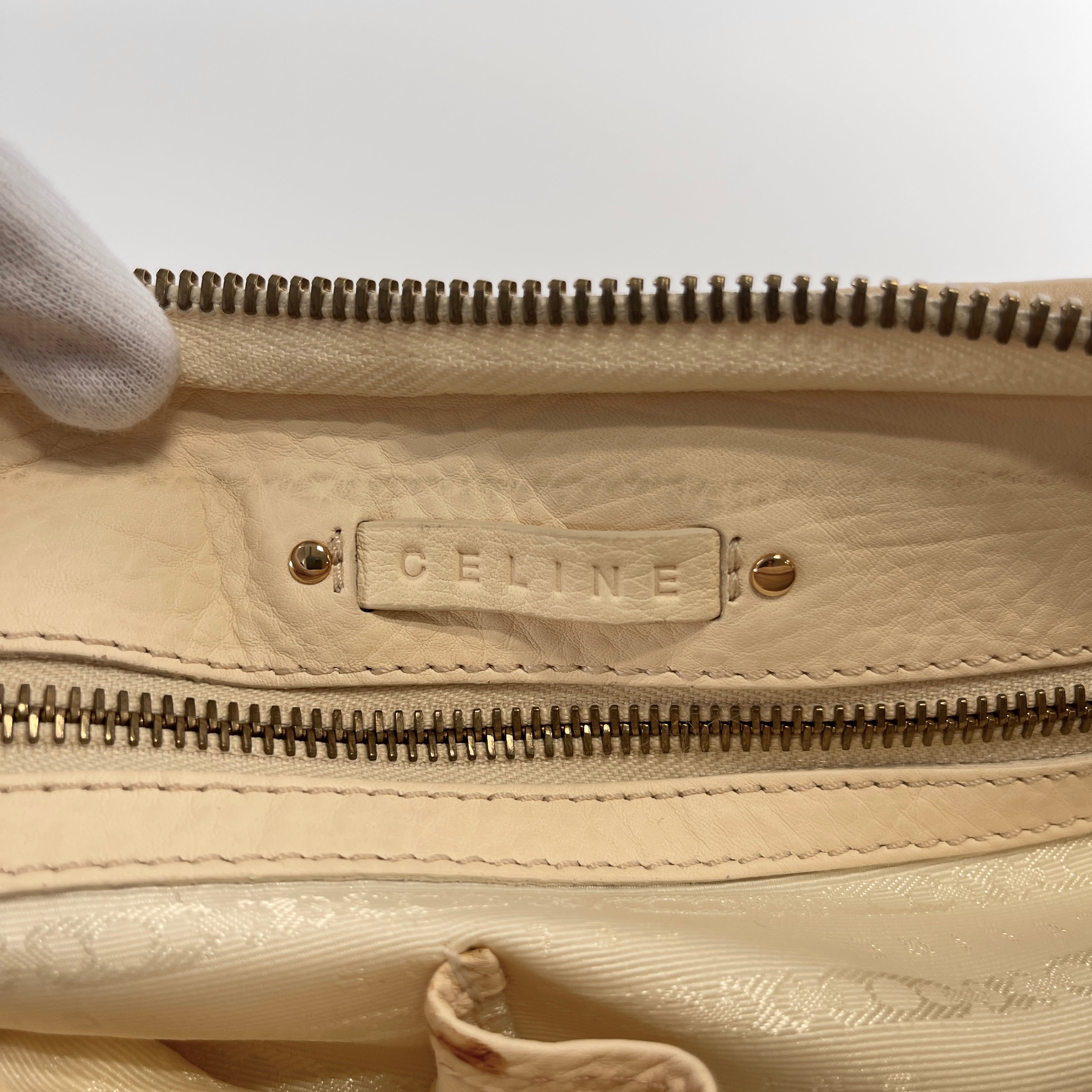 2605 secondhand CELINE hand bag