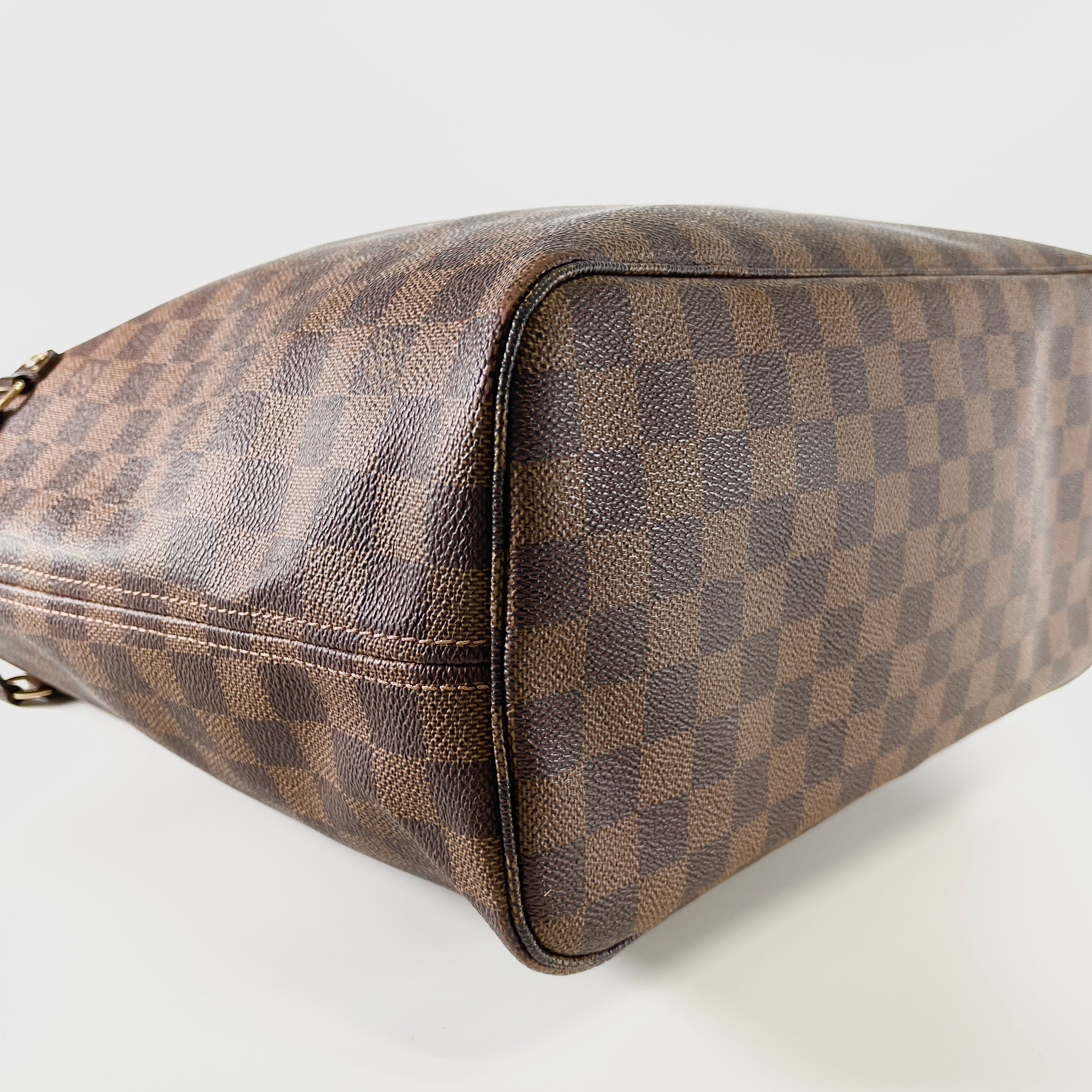 2605 secondhand LV Neverfull
