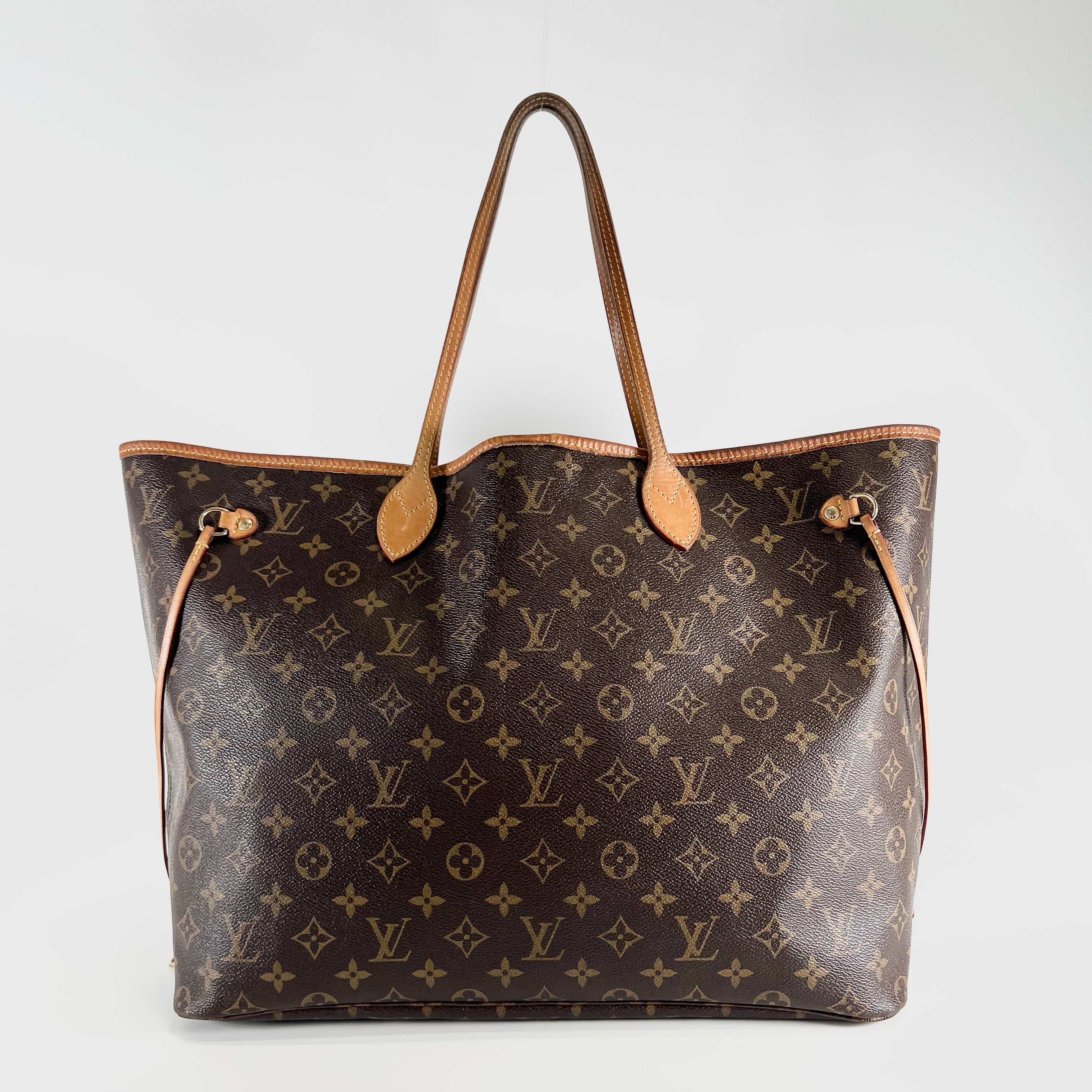 2605 secondhand LV mono grams Neverfull GM