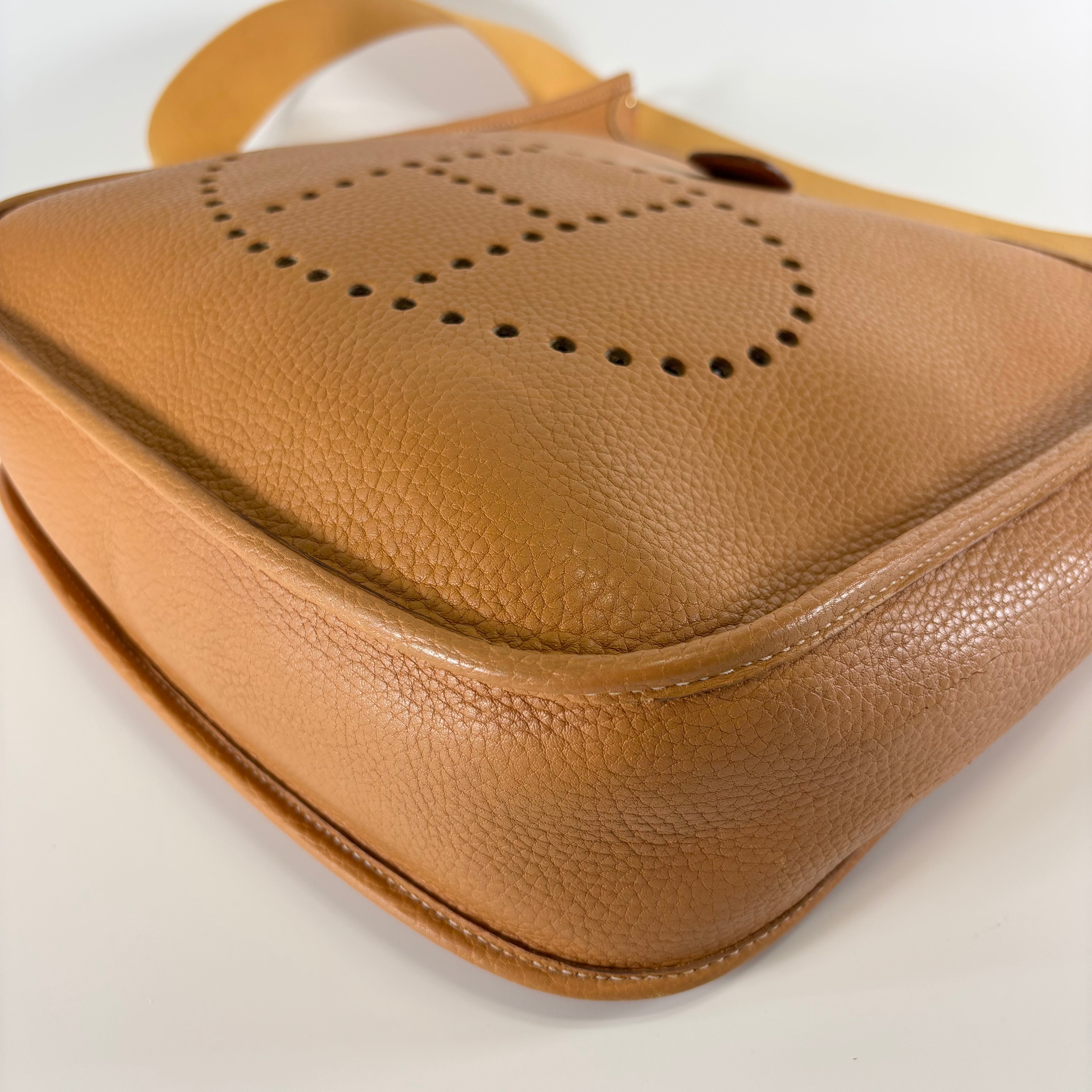 HERMES Evelyne Shoulder Bag