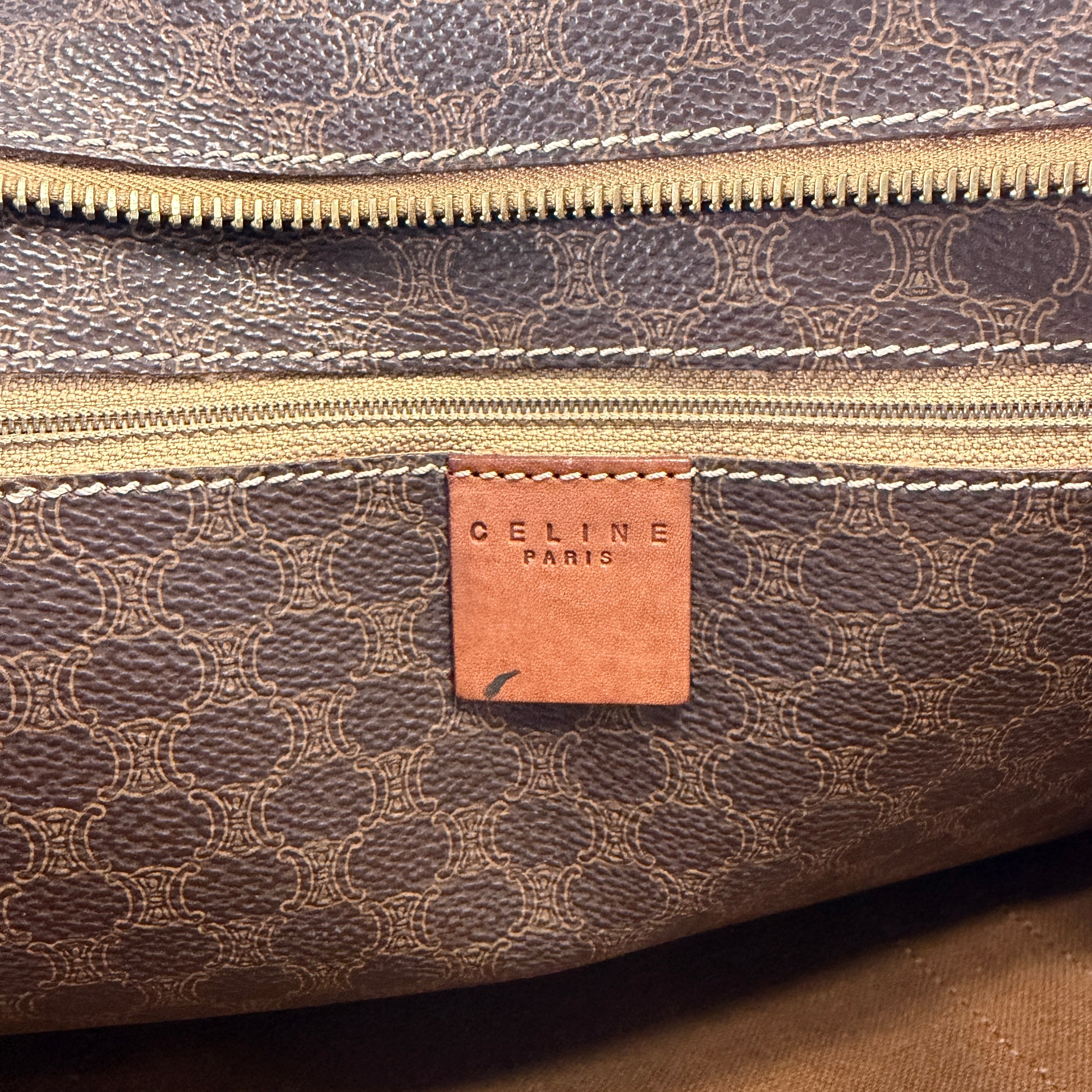 2605 secondhand CELINE Macadam Shoulder bag