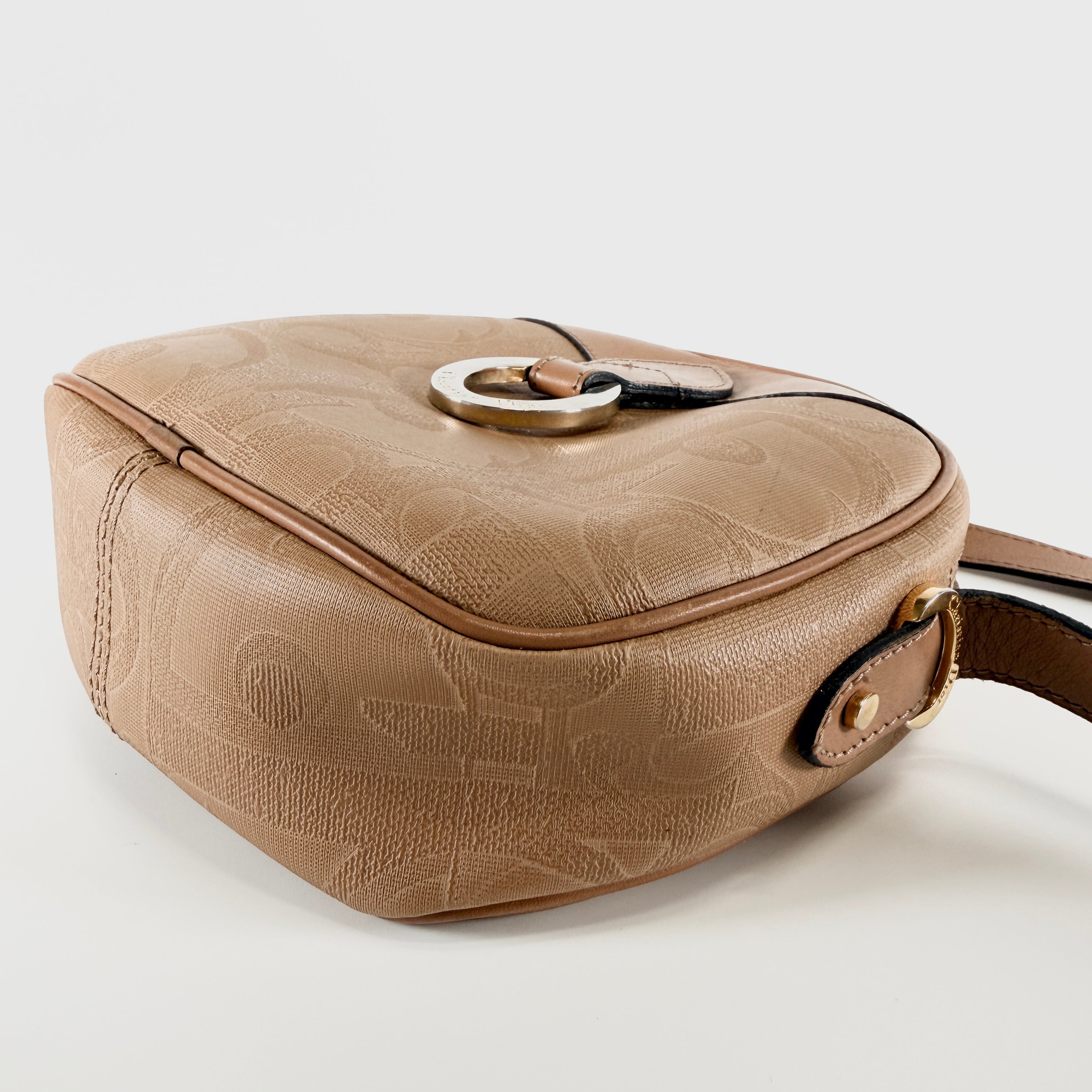 2605 secondhand CD Shoulder bag