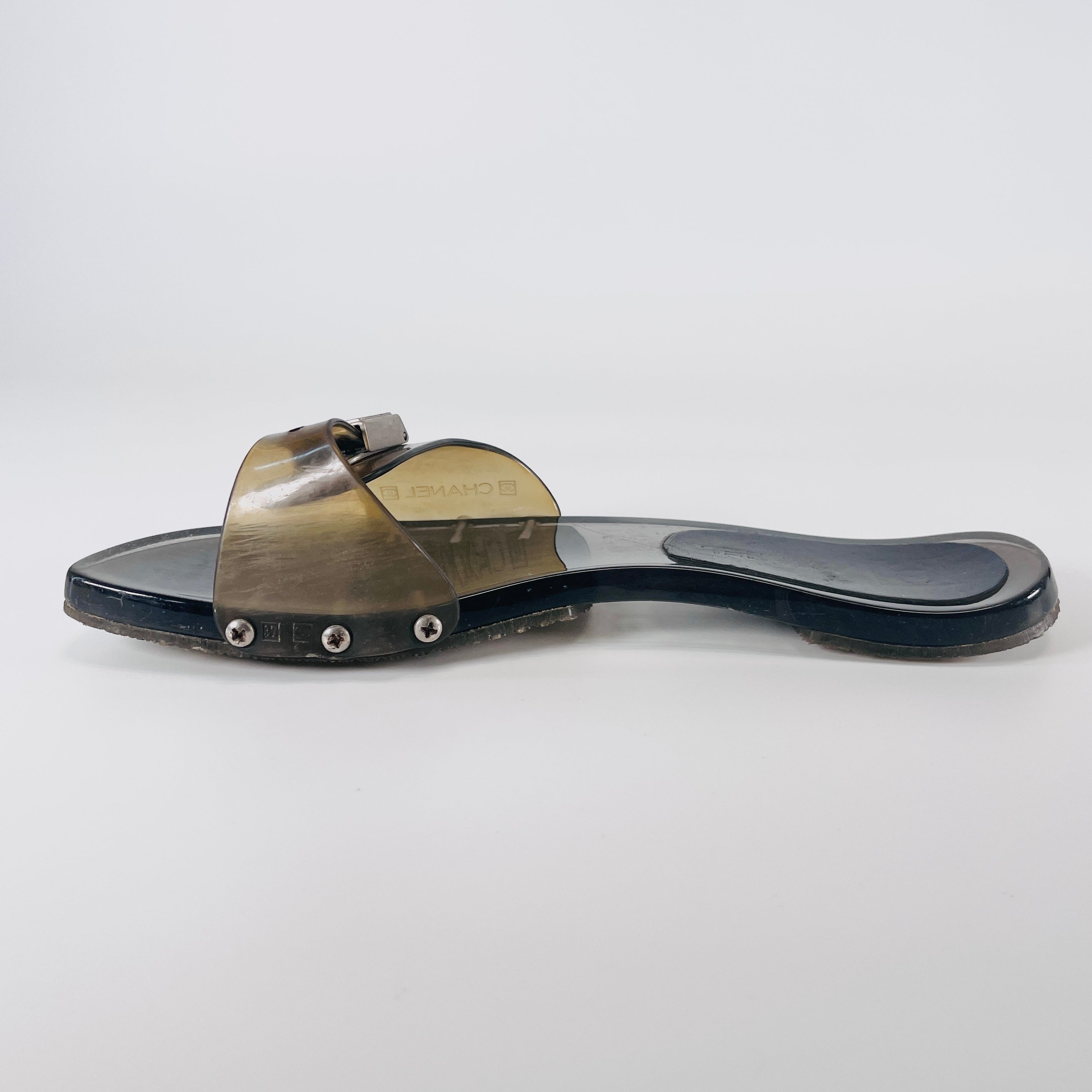 2606 secondhand CHANEL Sandals
