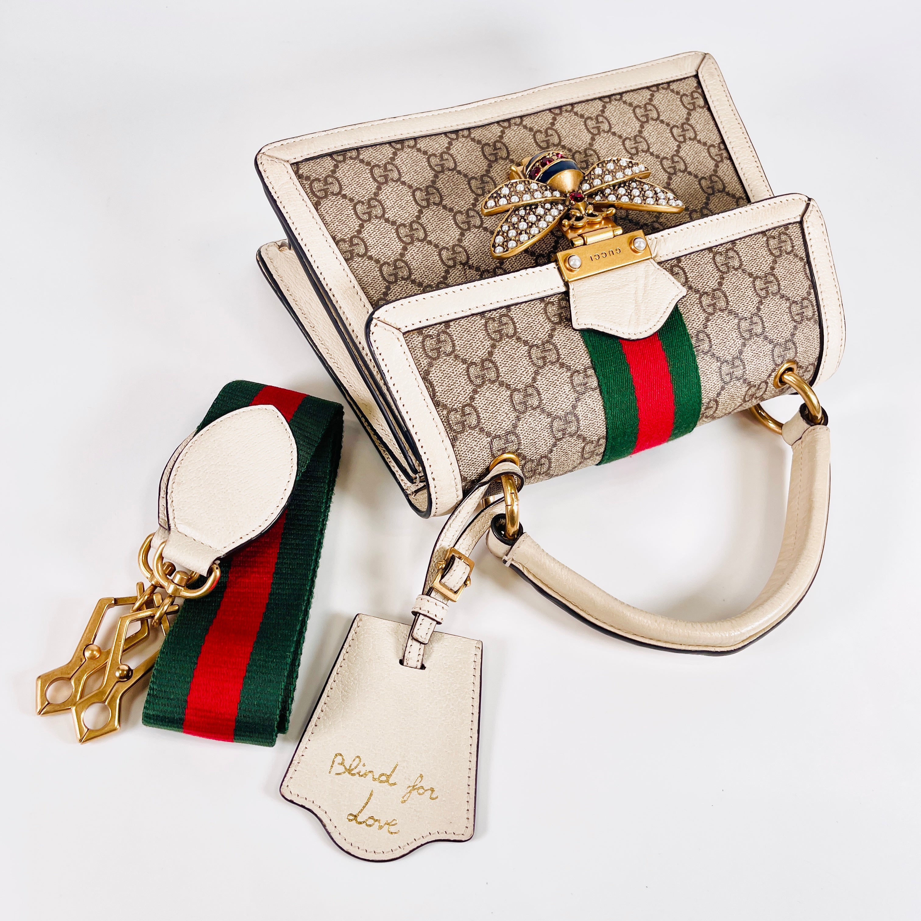 2603 secondhand GUCCI Shoulder bag / Crossbody Bag GG Supreme