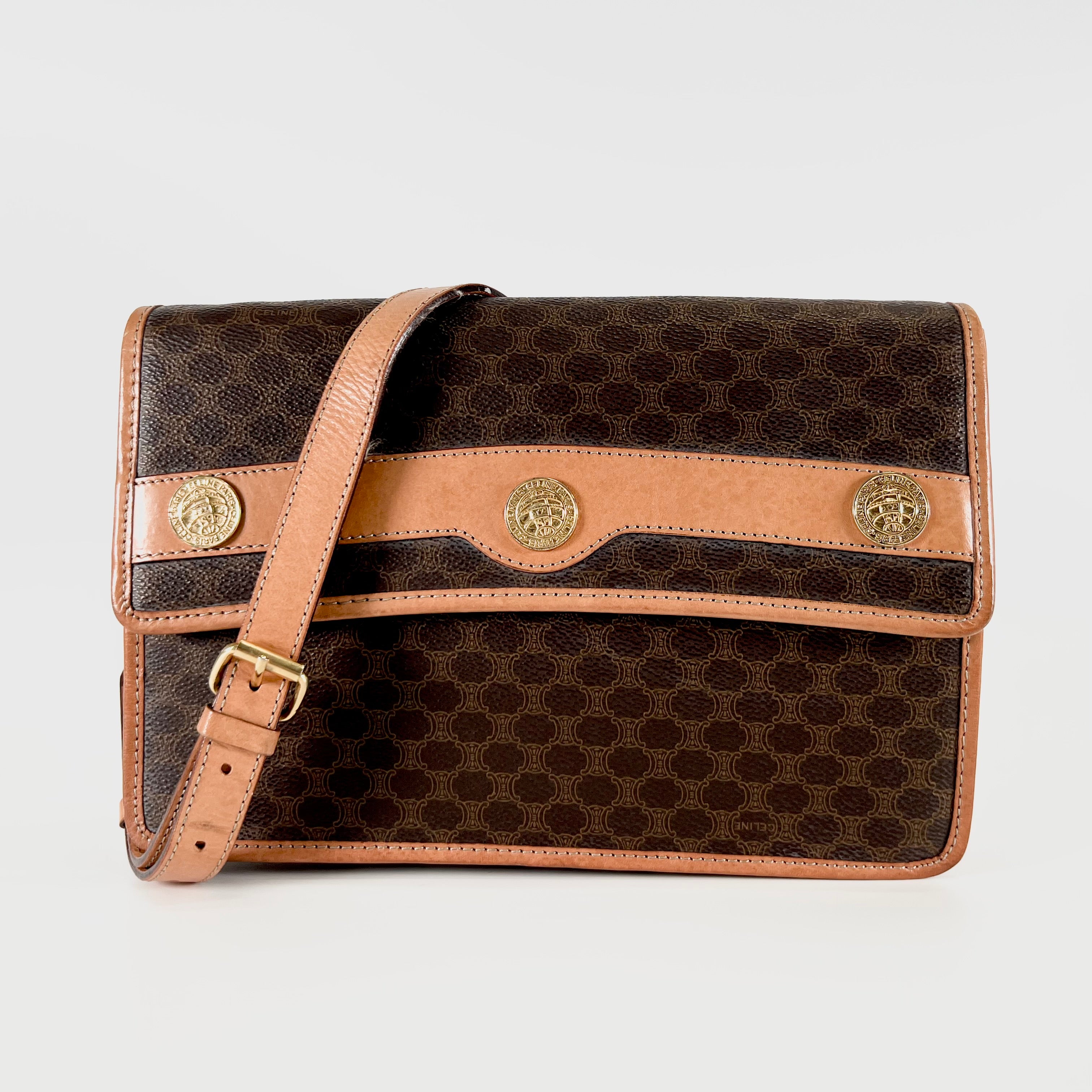 2606 secondhand CELINE Macadam Shoulder bag