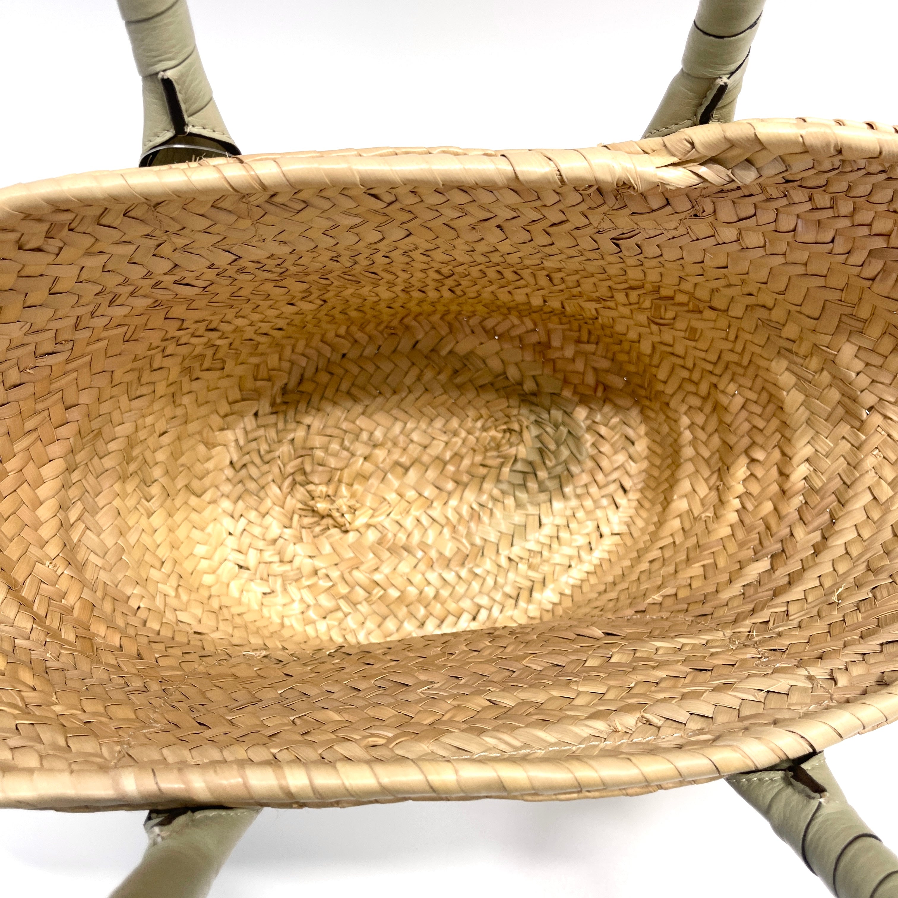 2606 secondhand Chloe Mercy basket bag