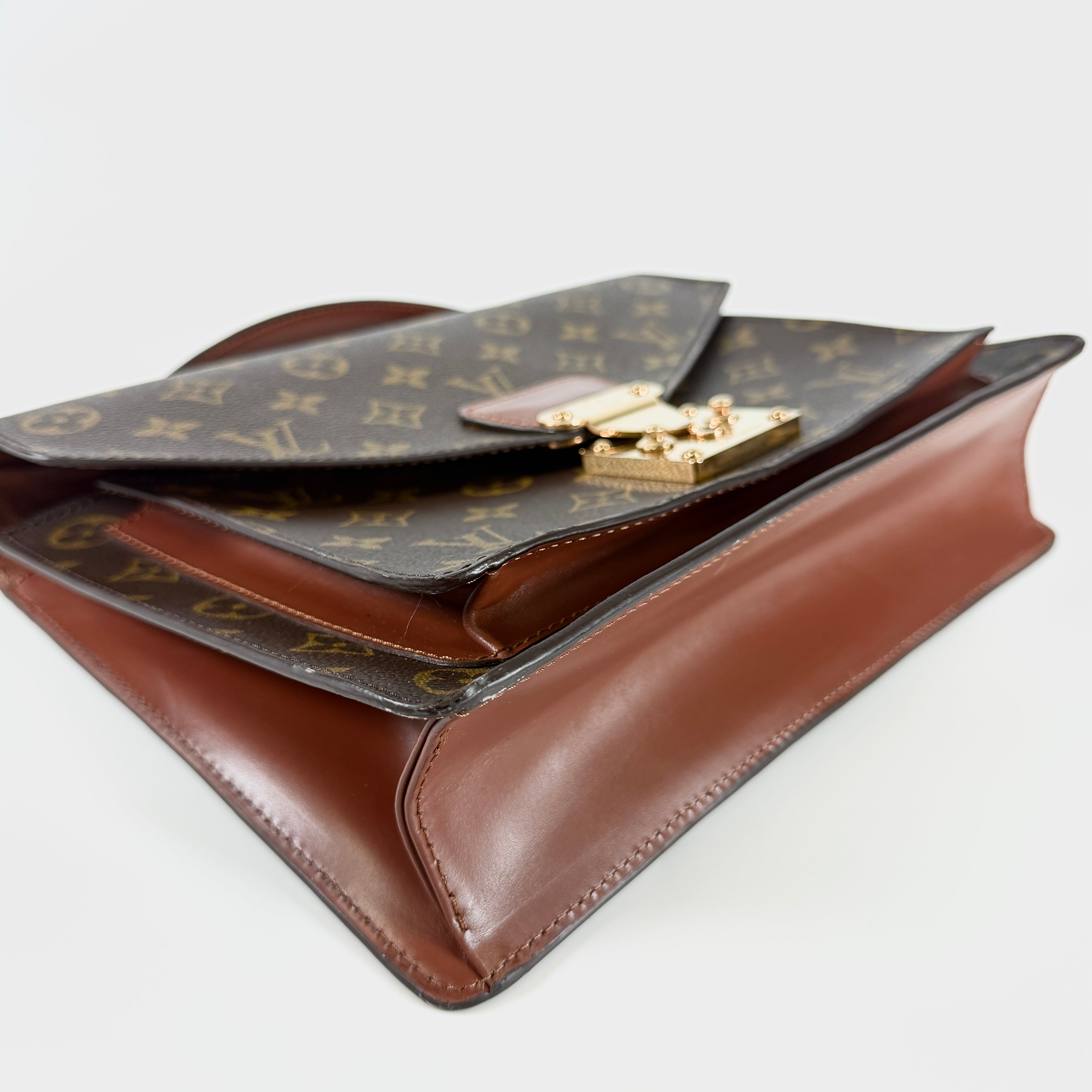 2606 secondhand LV Monceau strap