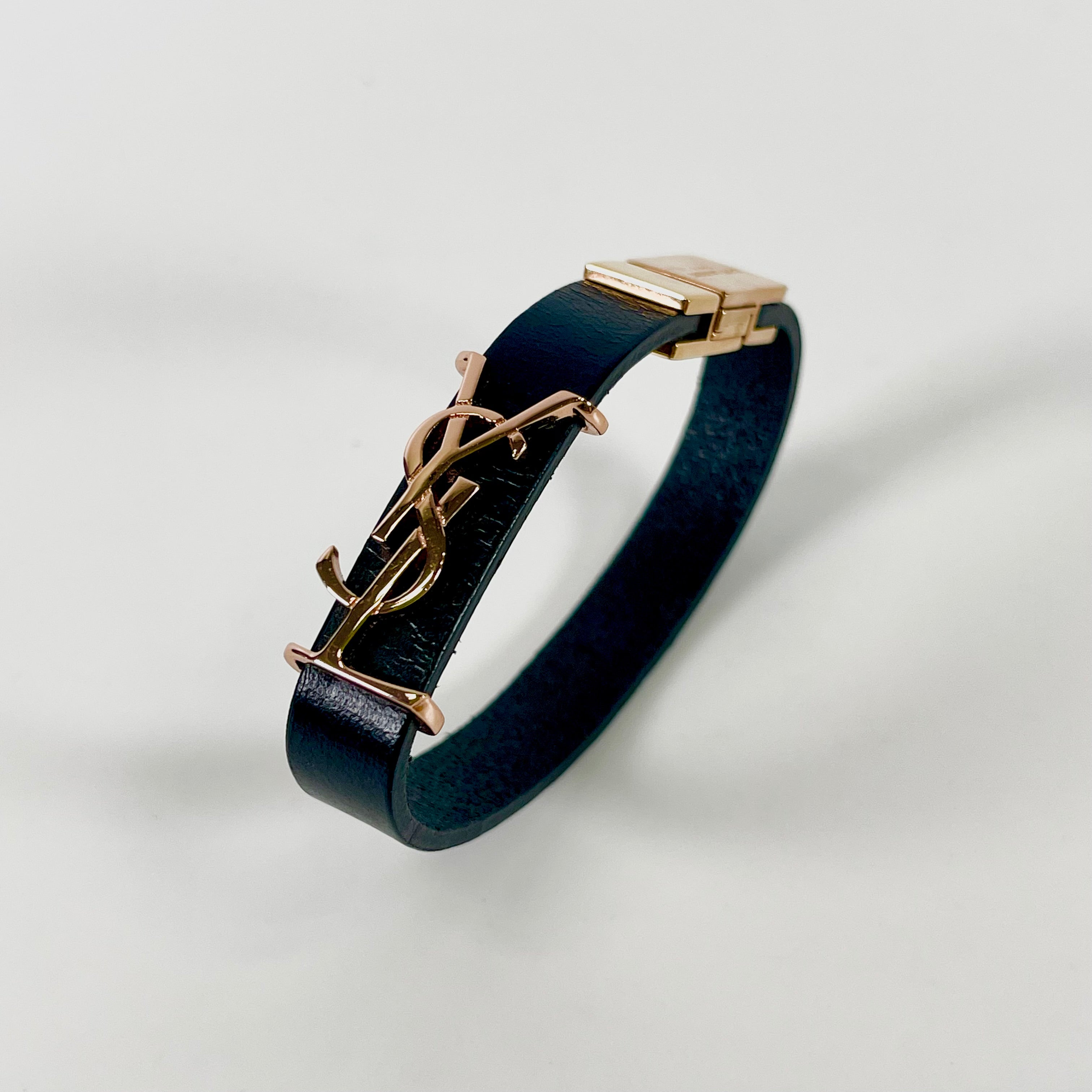 2602 secondhand SAINTLAURENT bracelet Cassandra accessories