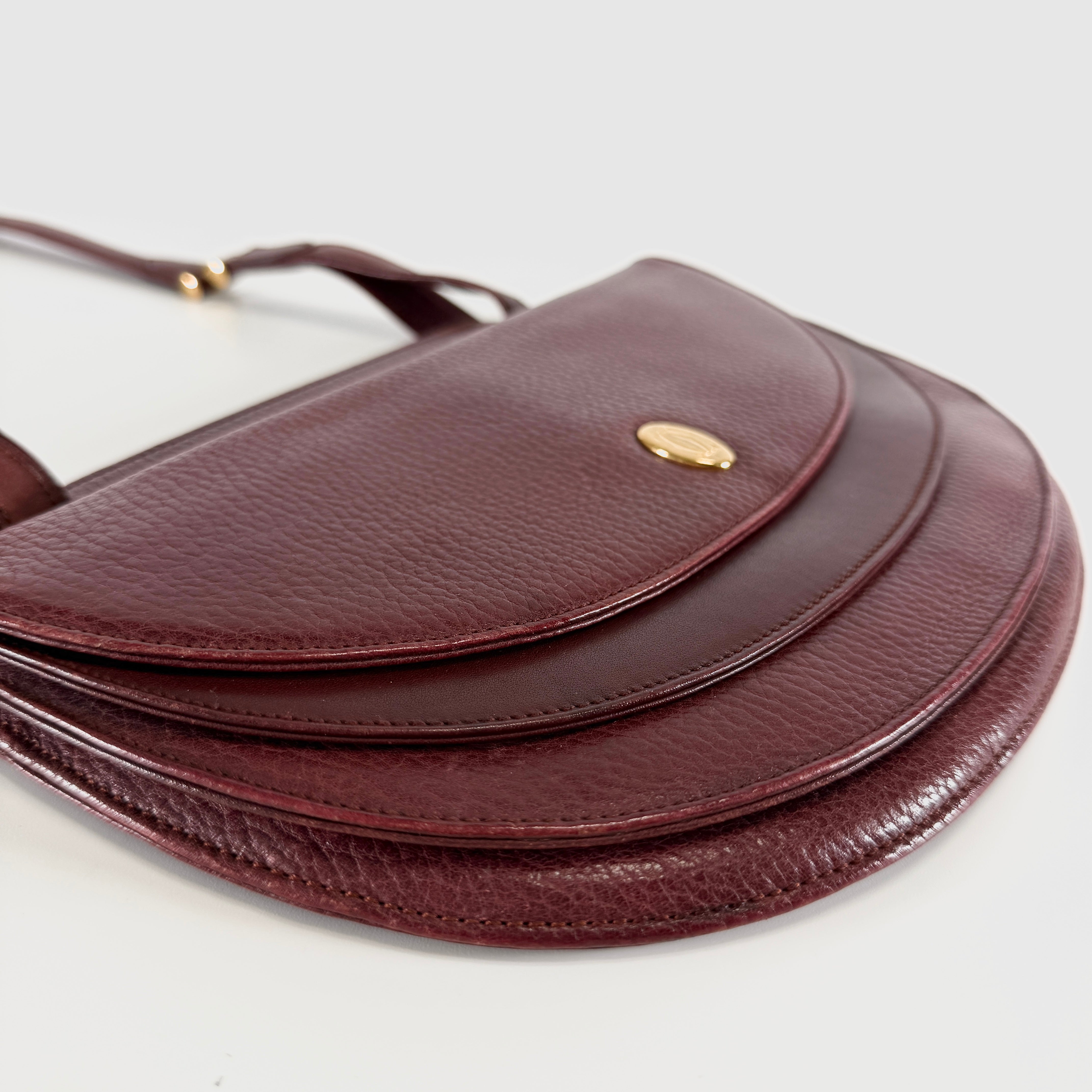 2607 secondhand CARTIER mustline Shoulder bag