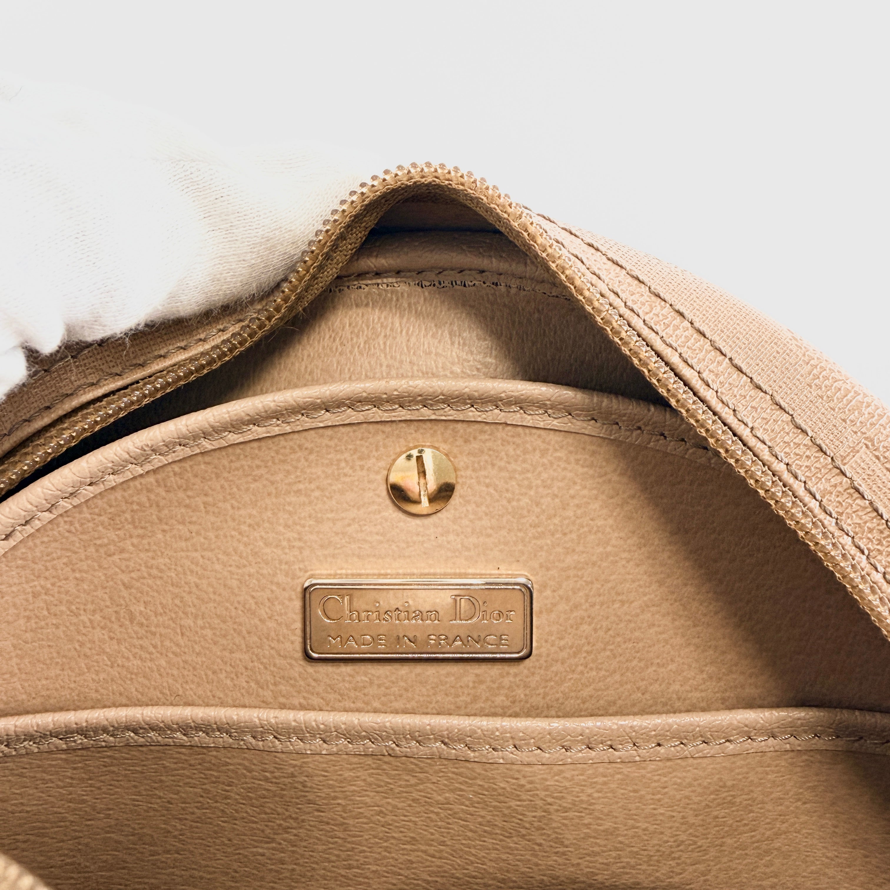 2605 secondhand CD Shoulder bag