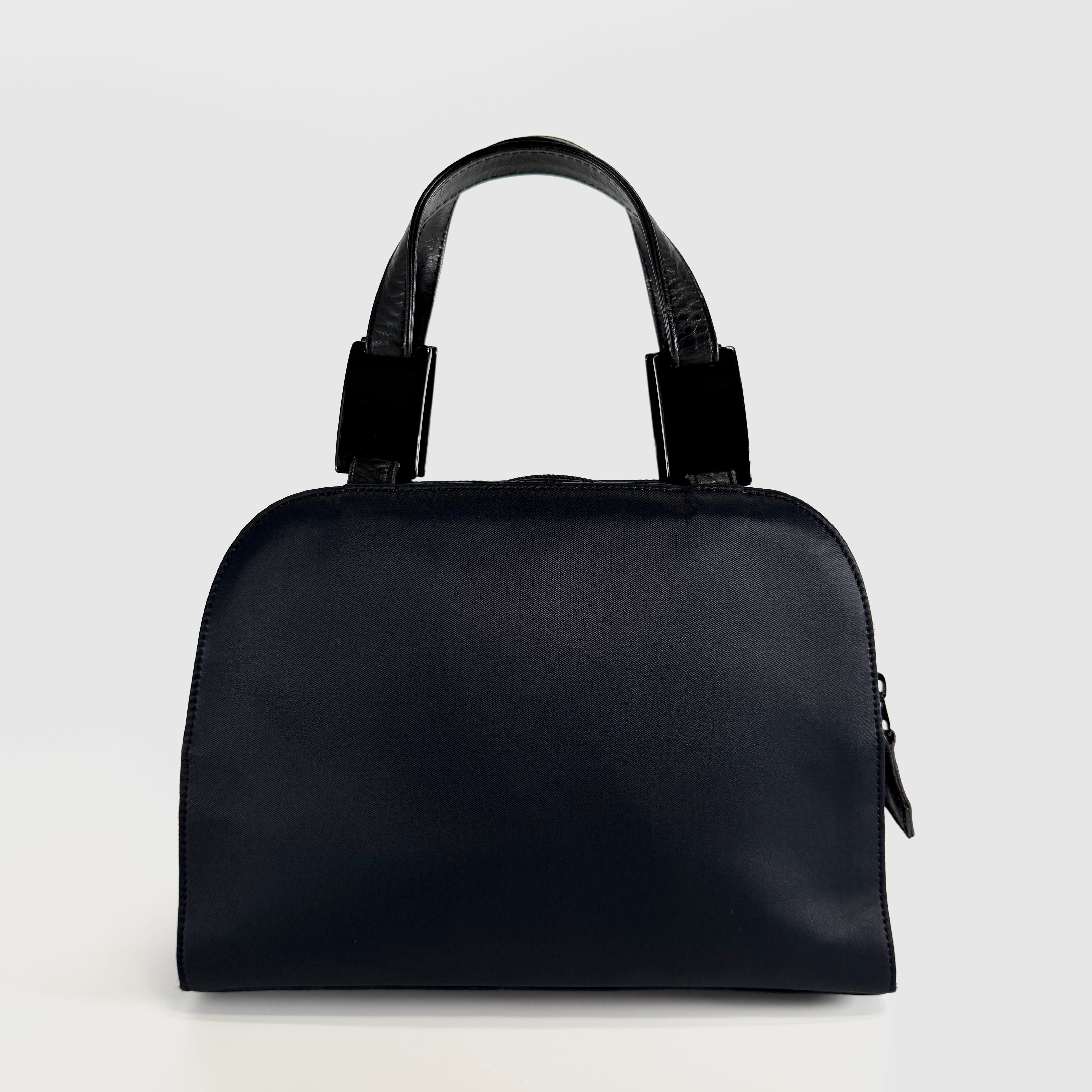 2607 secondhand SAINTLAURENT YSL hand bag