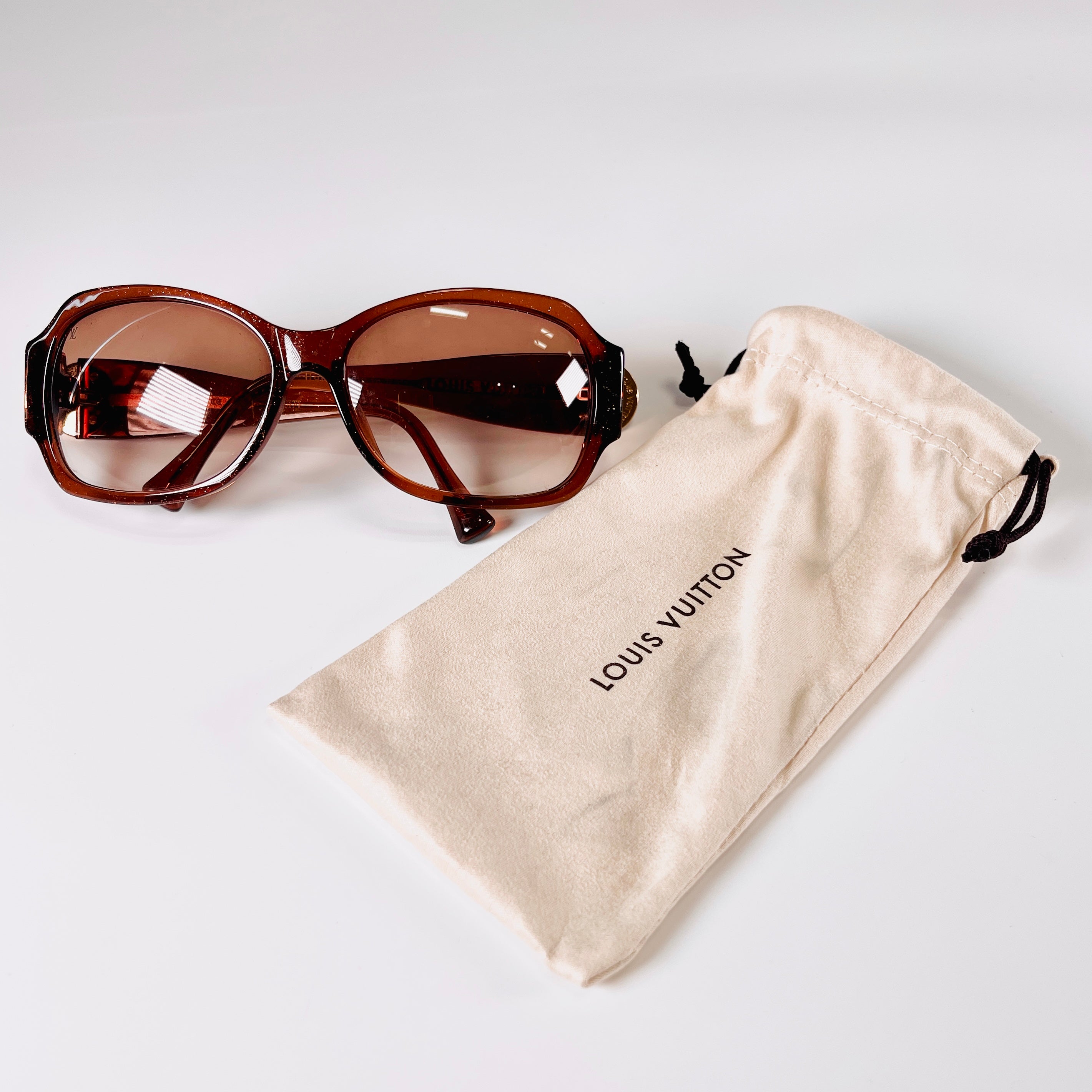 2606 secondhand LV Sunglasses / Eyewear