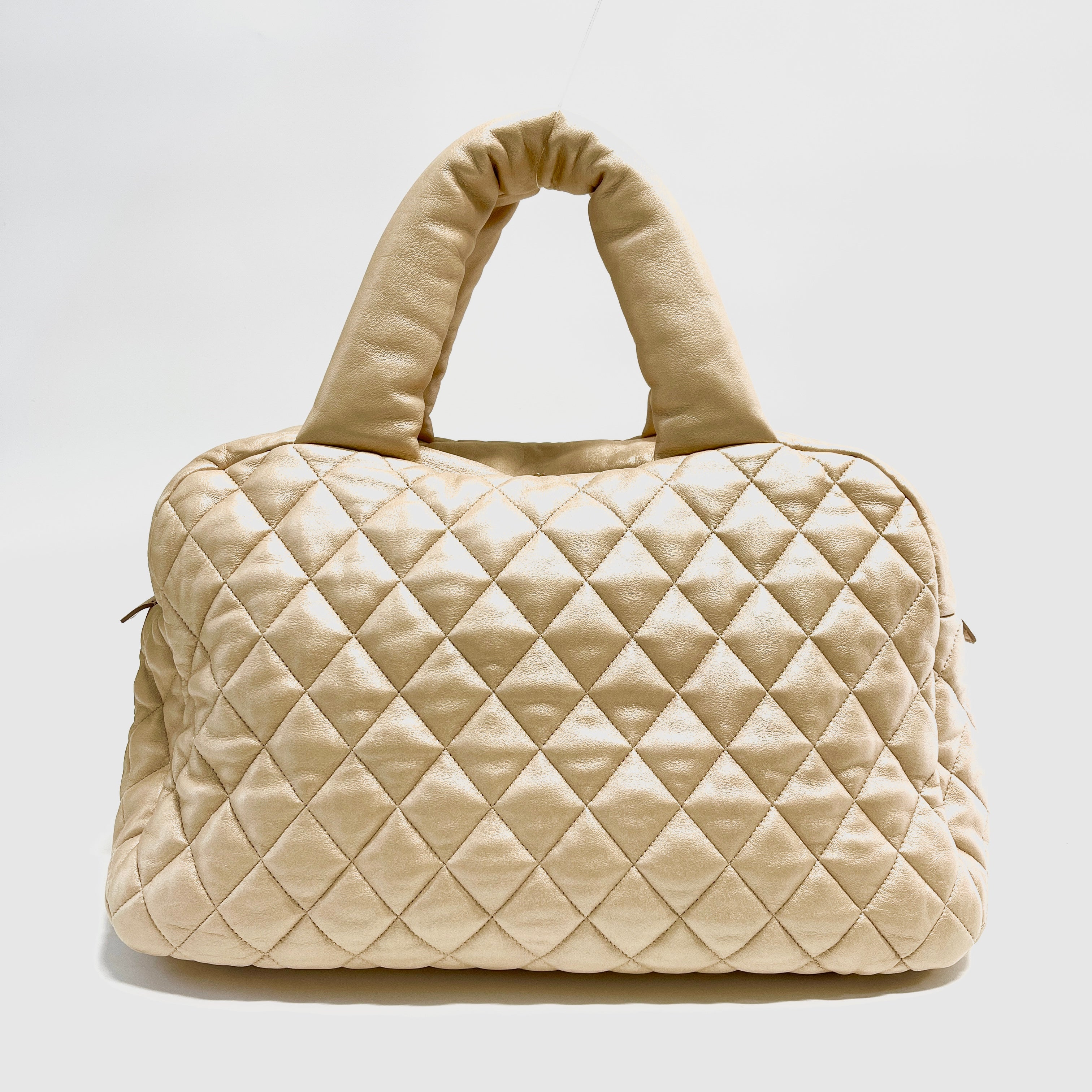 2605 secondhand CHANEL Coco Cocoon hand bag