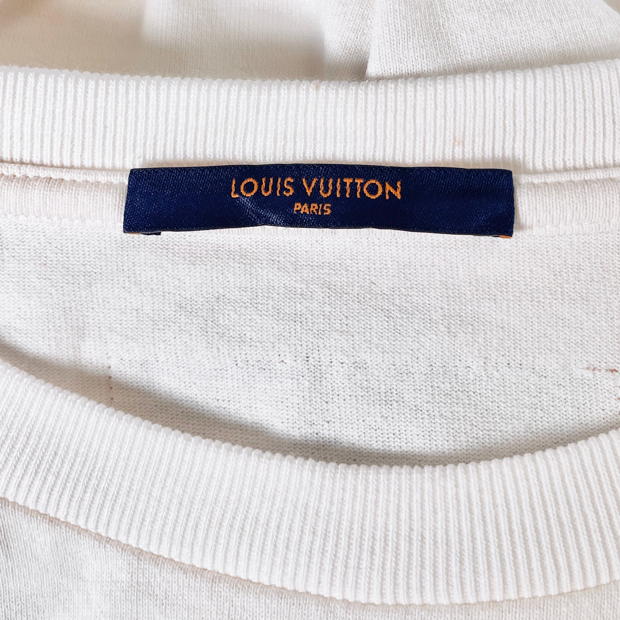 2602 secondhand LV T shirt / polo shirt