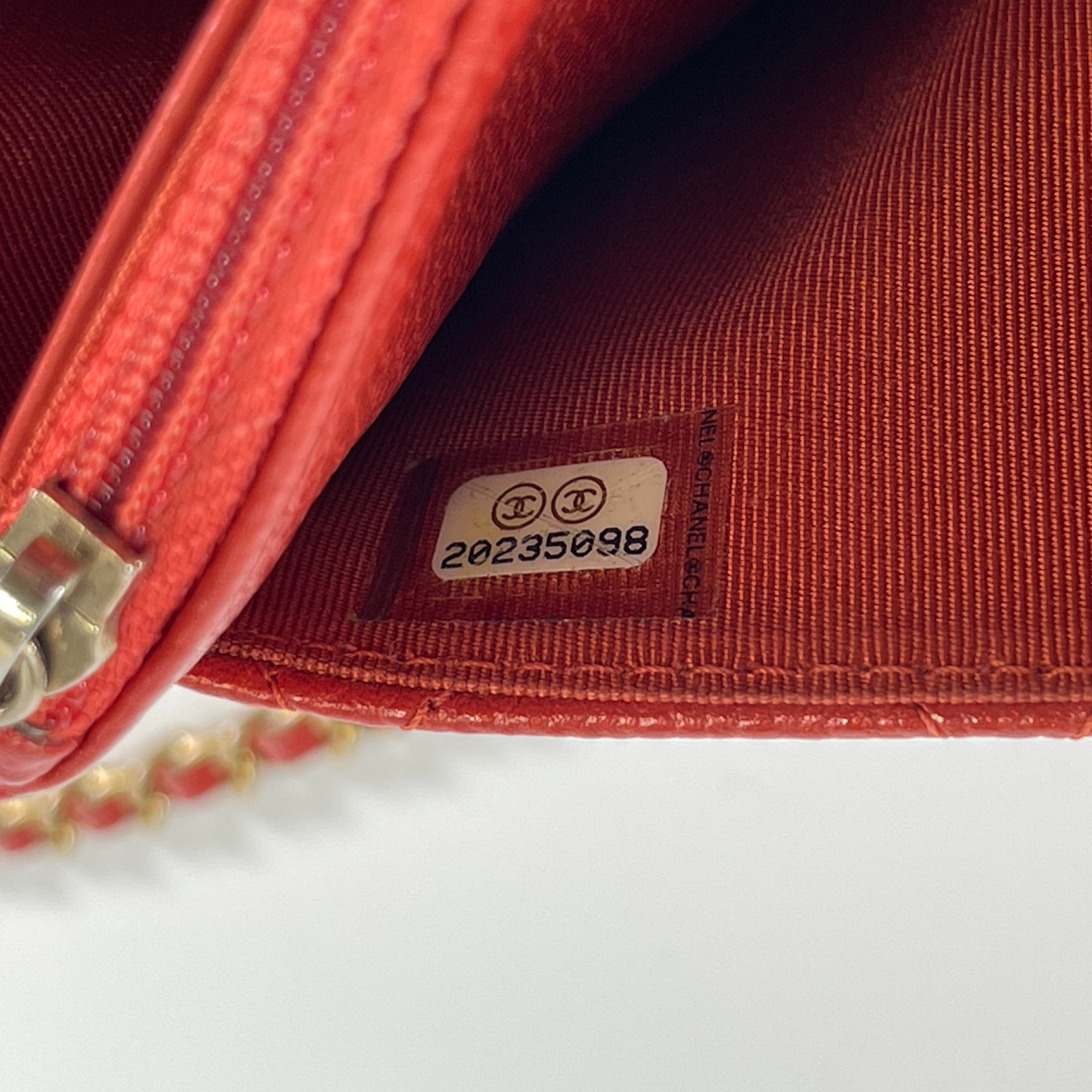 2605 secondhand CHANEL Chain Wallet caviar Red