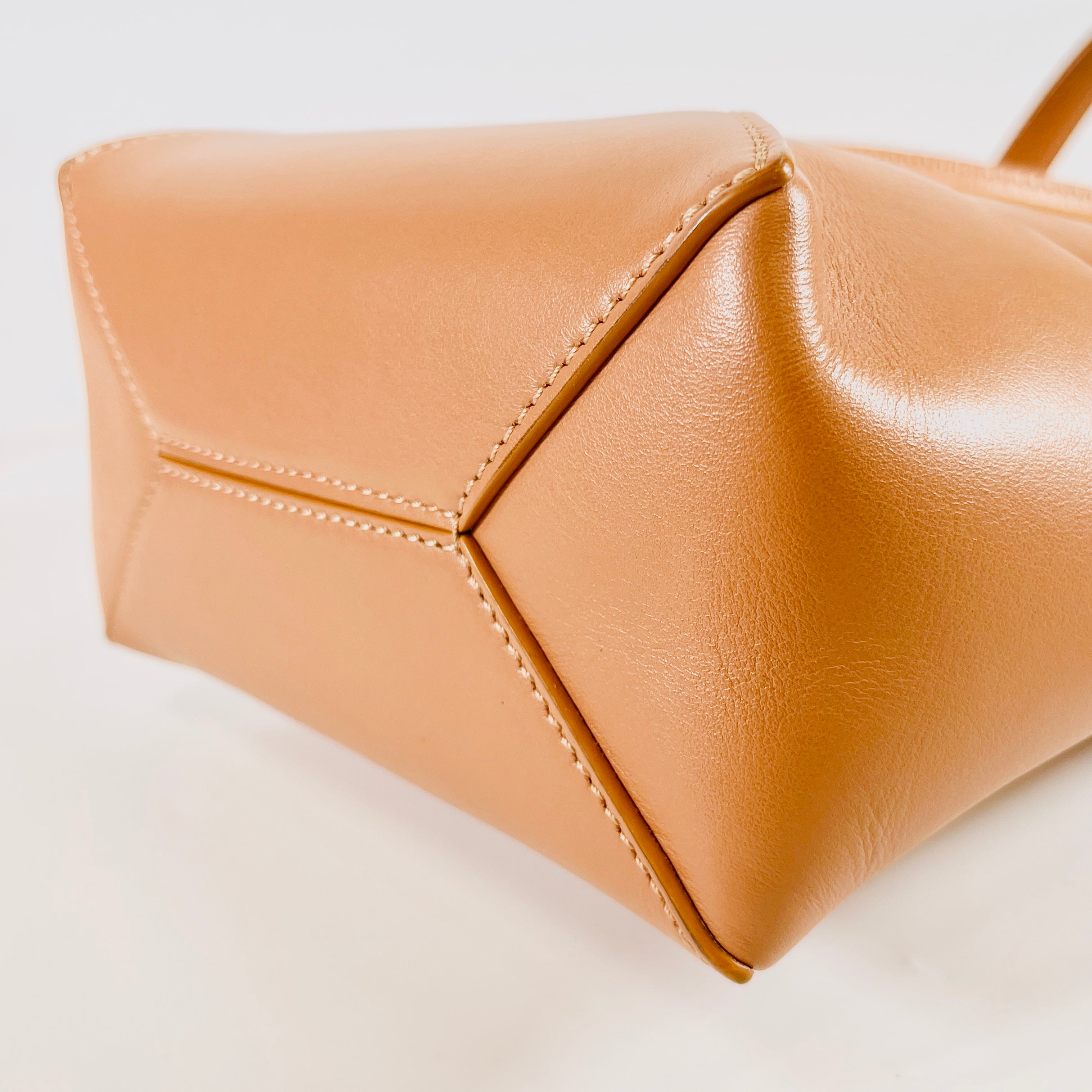 2604 secondhand LOEWE 2WAY Camel