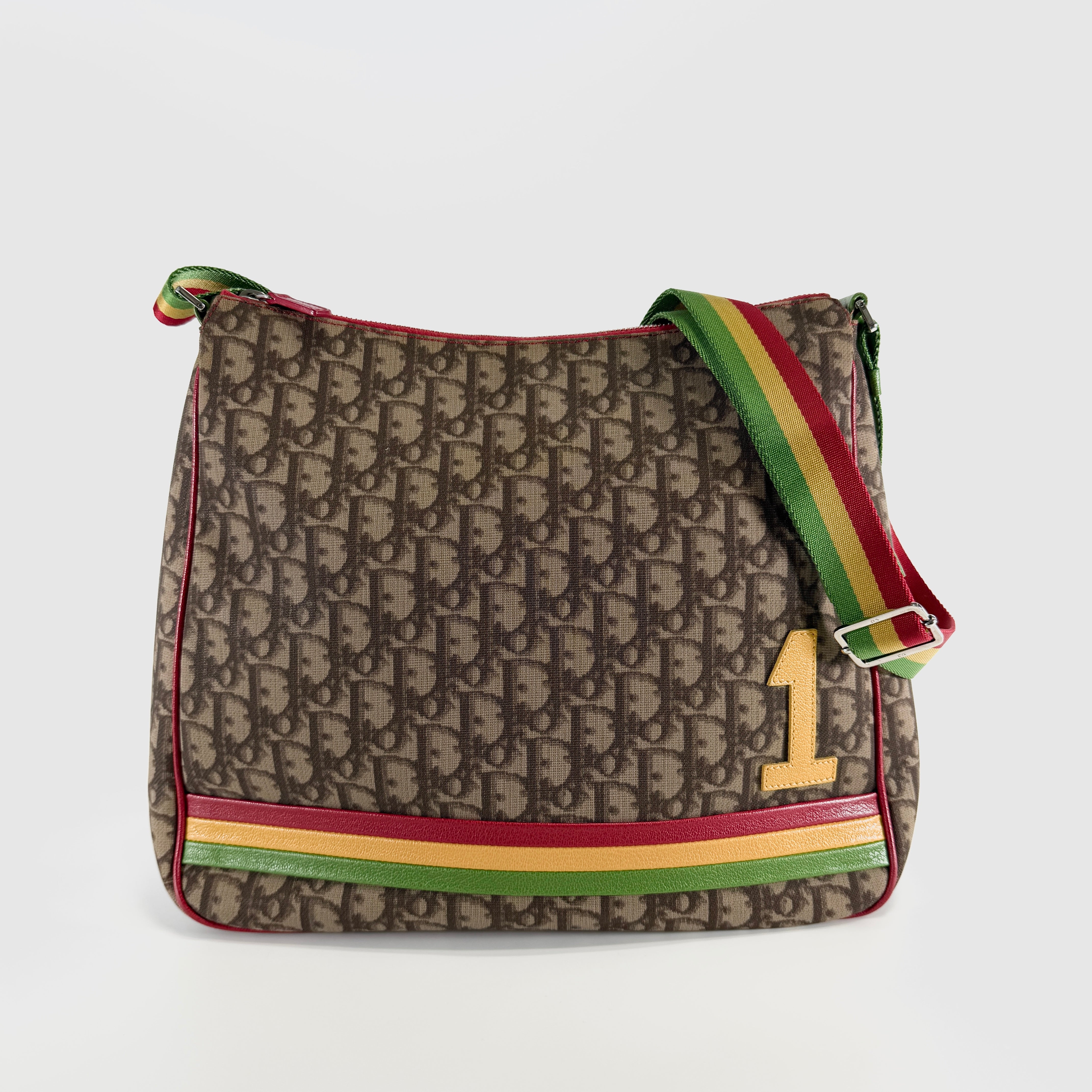 2607 secondhand ChristianDior Shoulder bag / Crossbody Bag