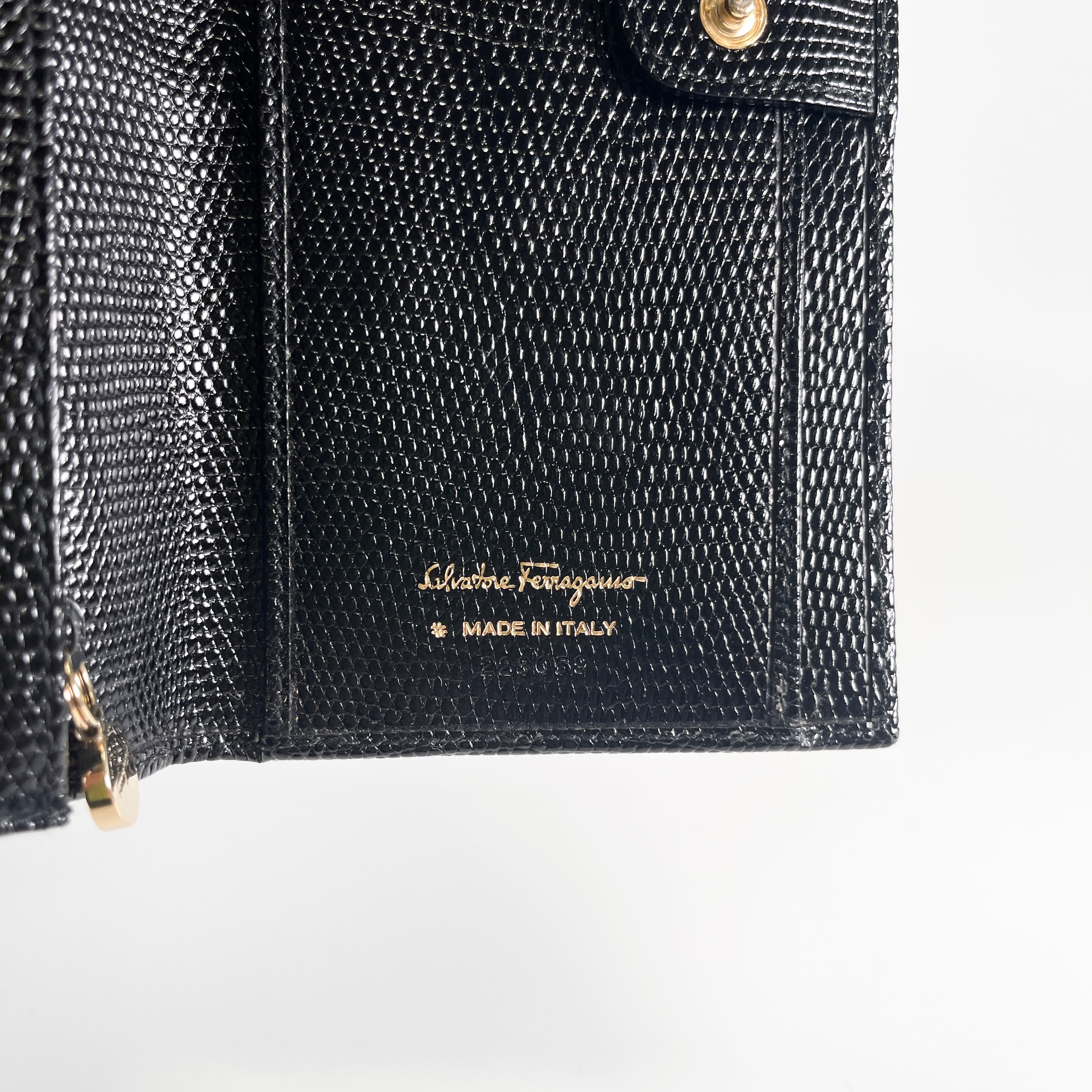 2603 secondhand Ferragamo Bifold Long wallet