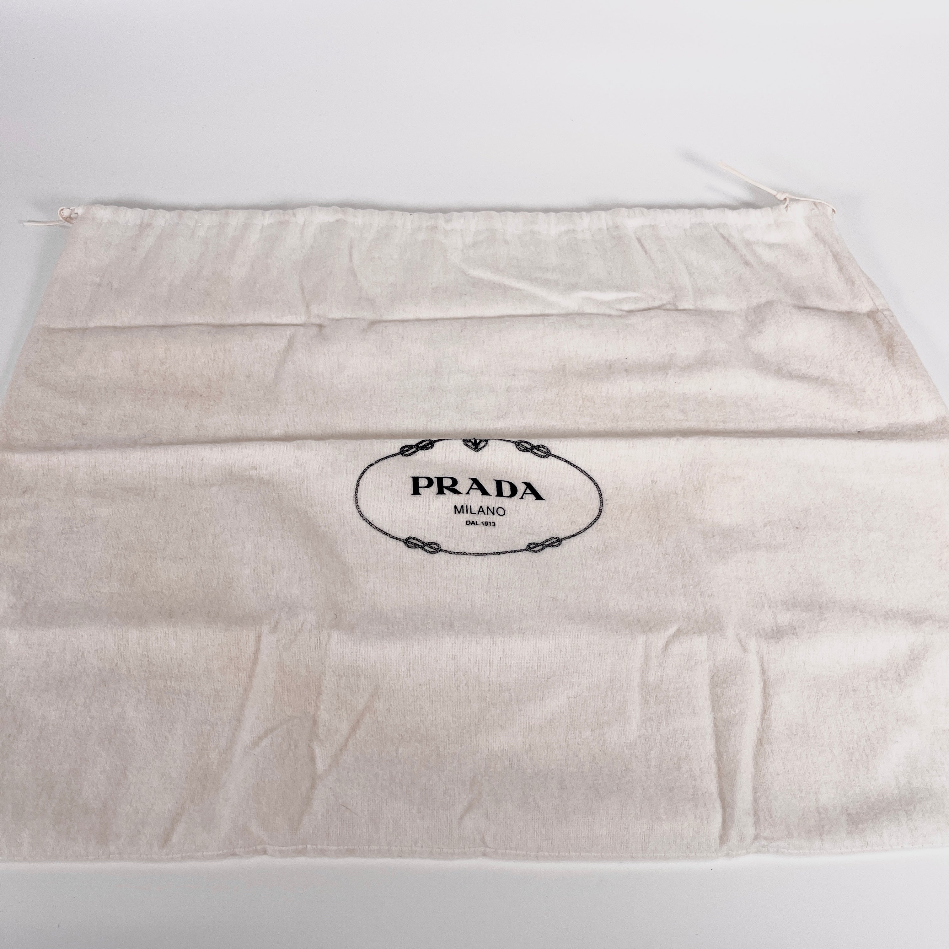 2604 secondhand PRADA calf × nylon Tote black