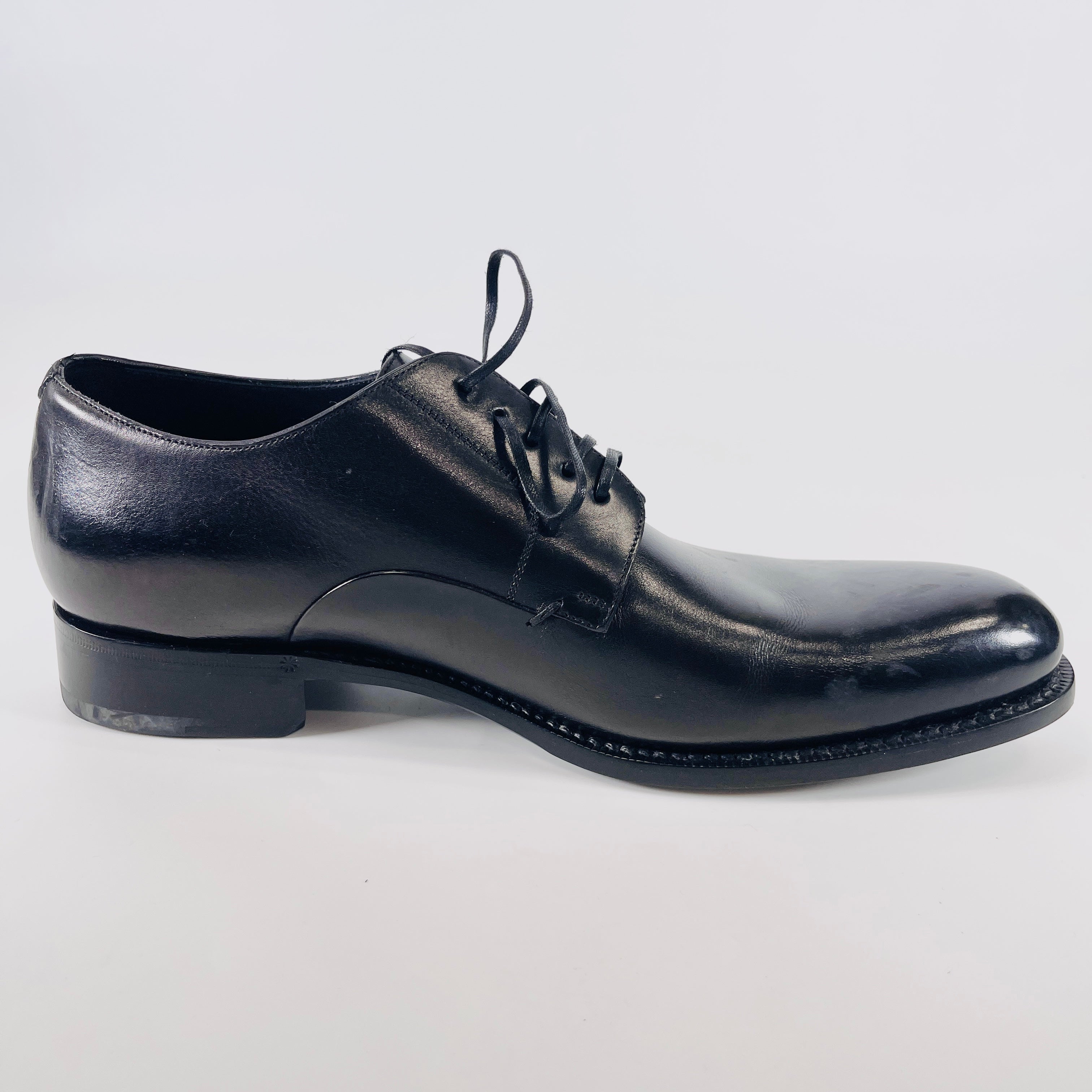 2602 secondhand CD leather shoes / Loafers