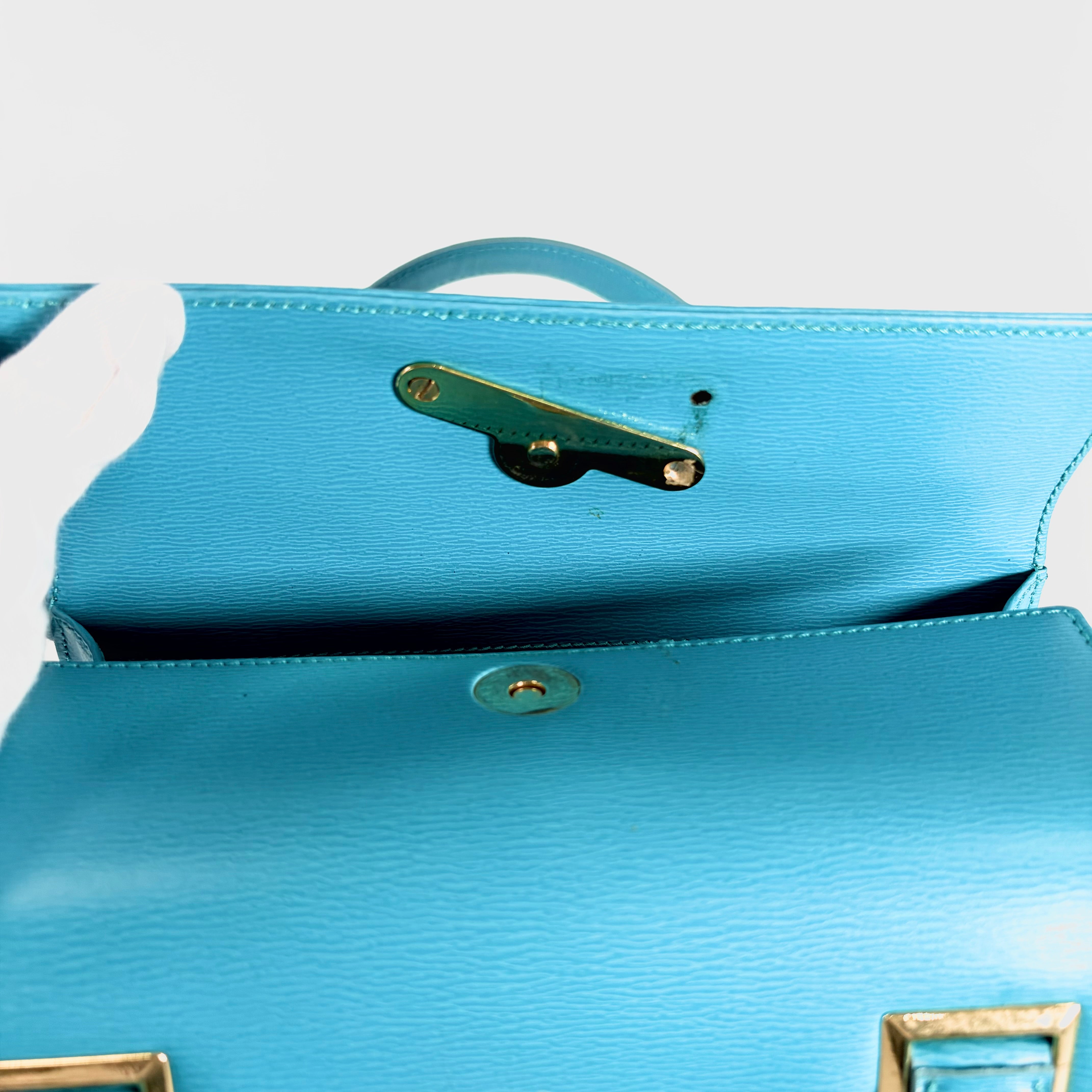 2605 secondhand CD hand bag