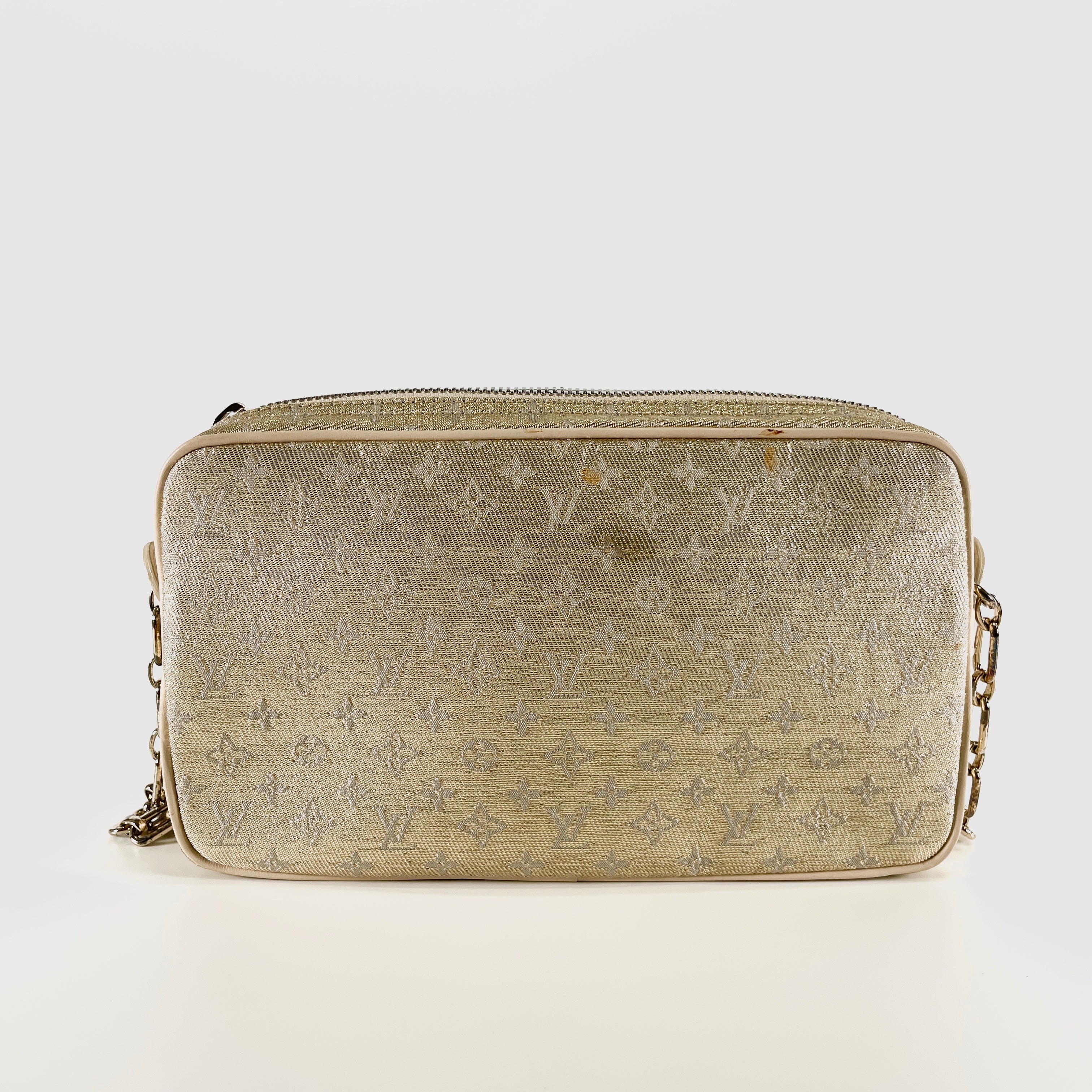 2606 secondhand LV Monogram Shine