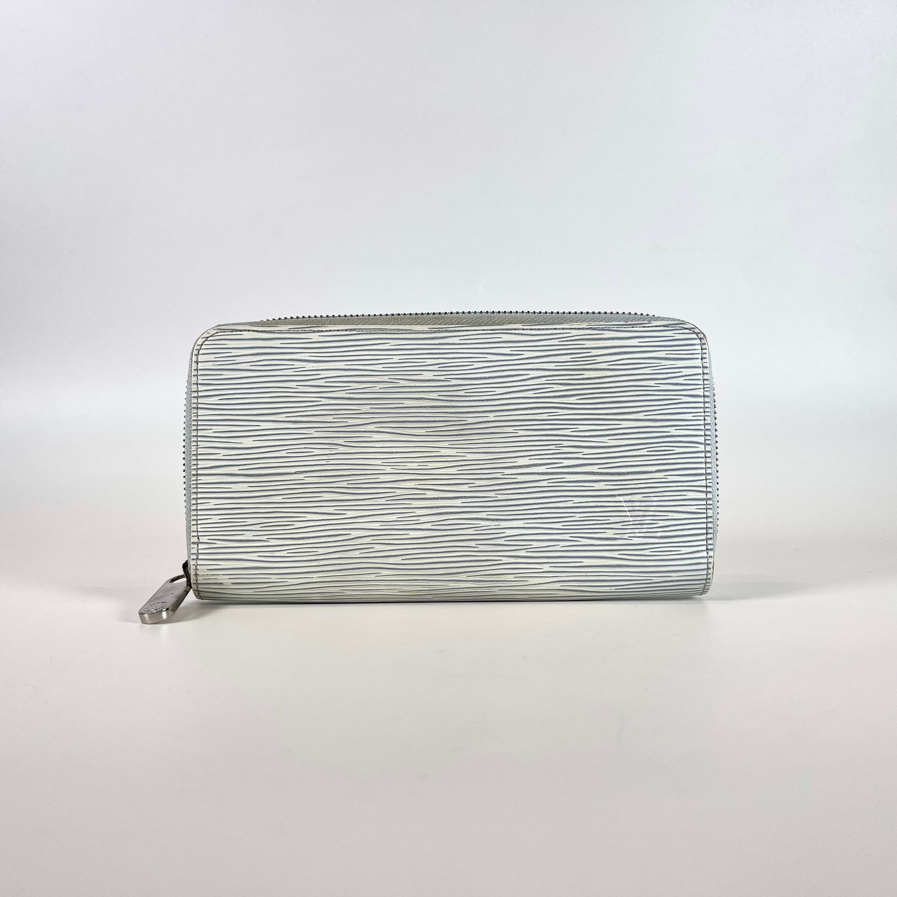 2512 secondhand Louis Vuitton Epi Zippy Wallet