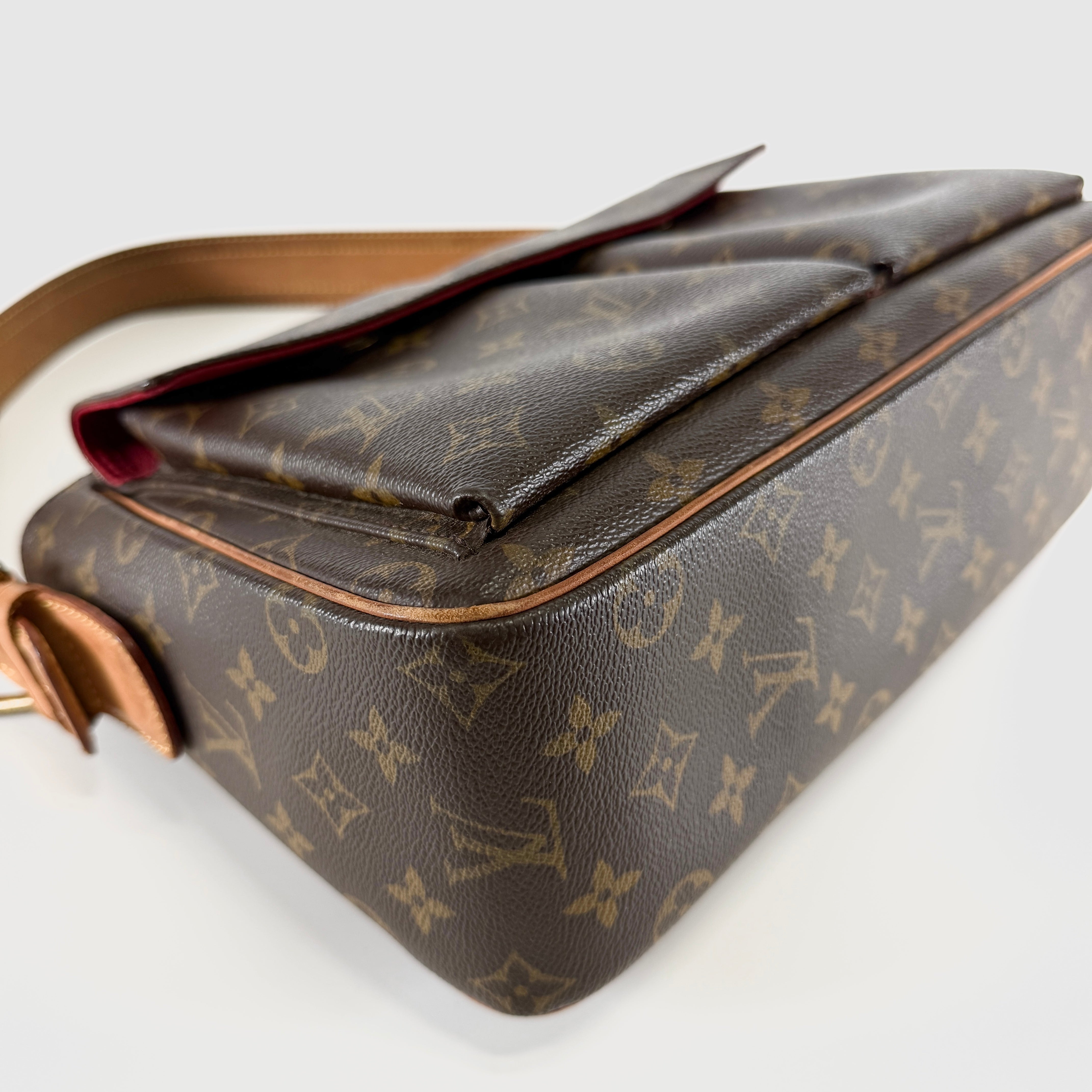 2607 secondhand LV Monogram Viva shite GM