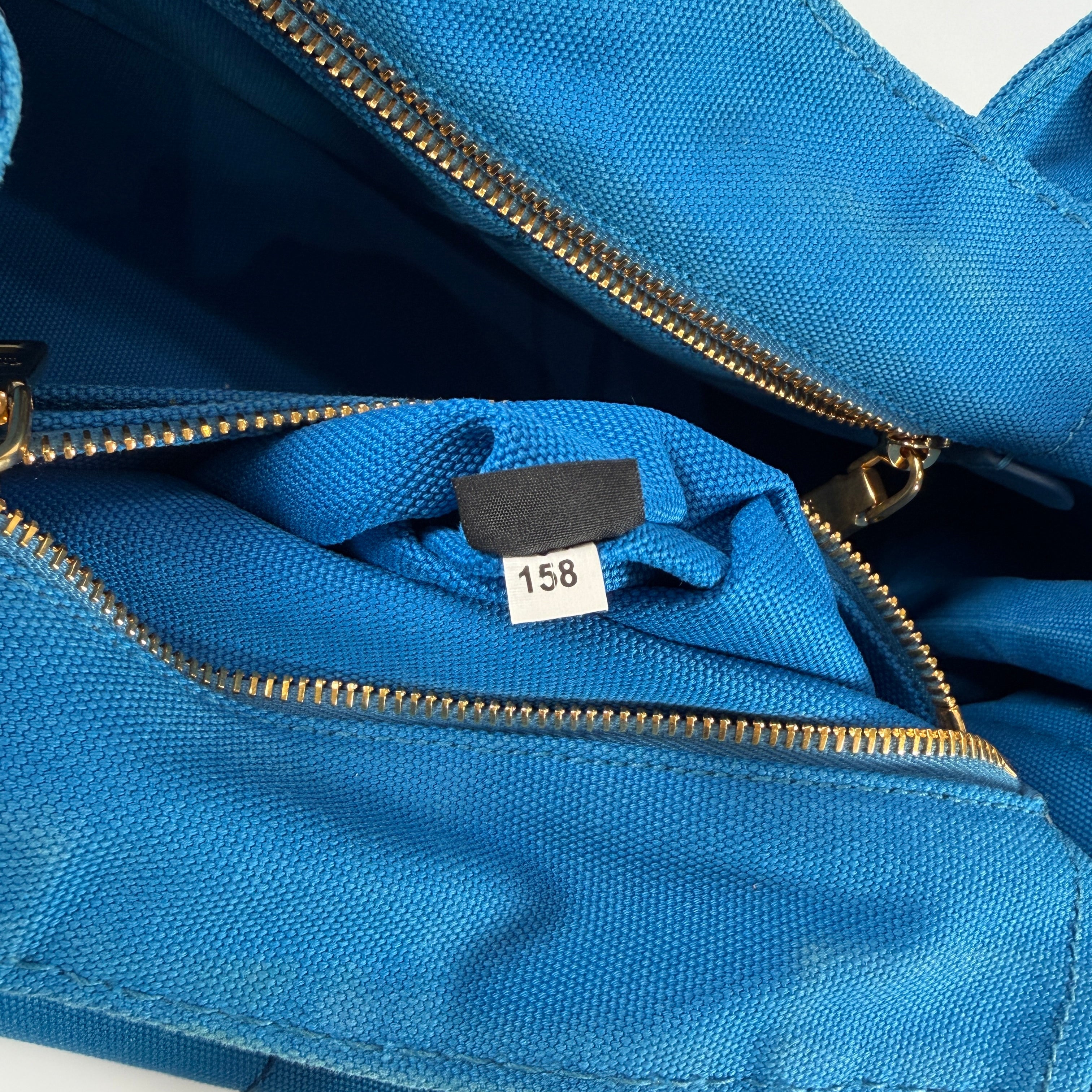 2607 secondhand PRADA Canapa Tote Bag #M