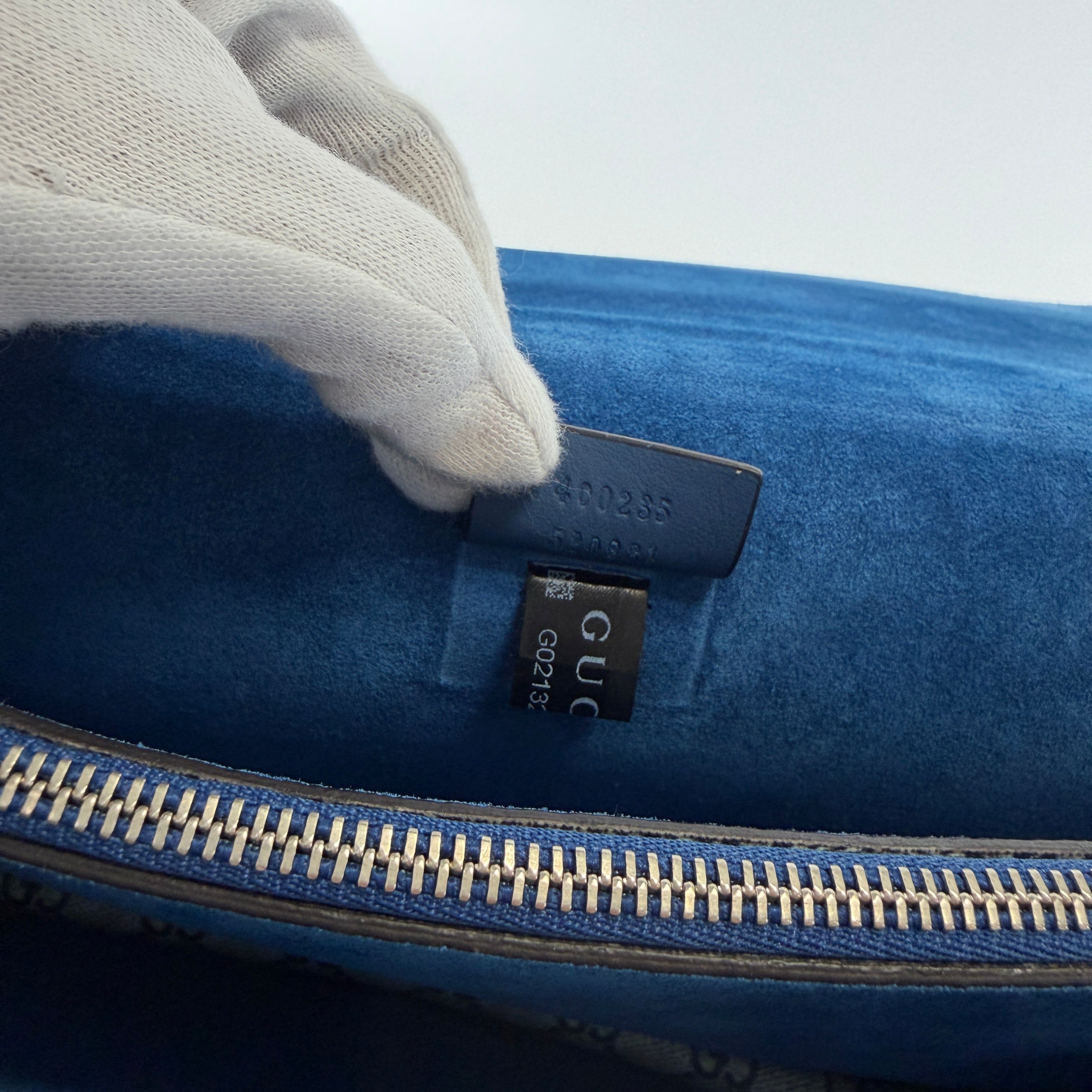 2607 secondhand GUCCI Shoulder bag / Crossbody Bag