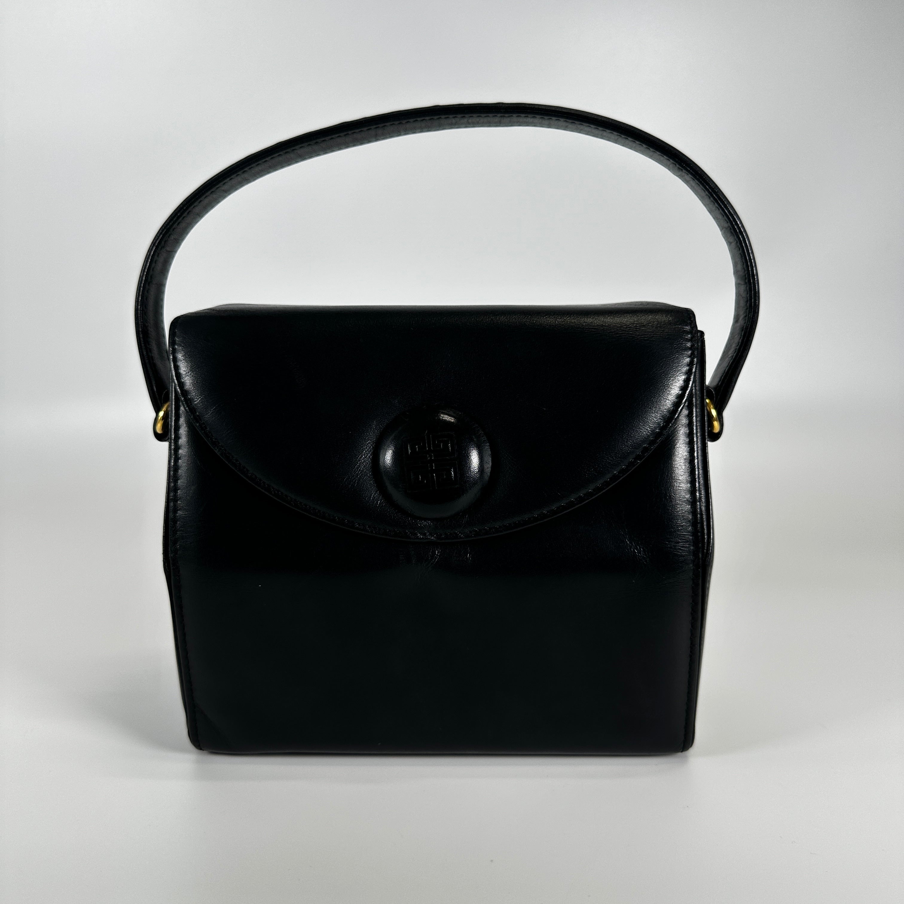 2605 secondhand GIVENCHY van hand bag
