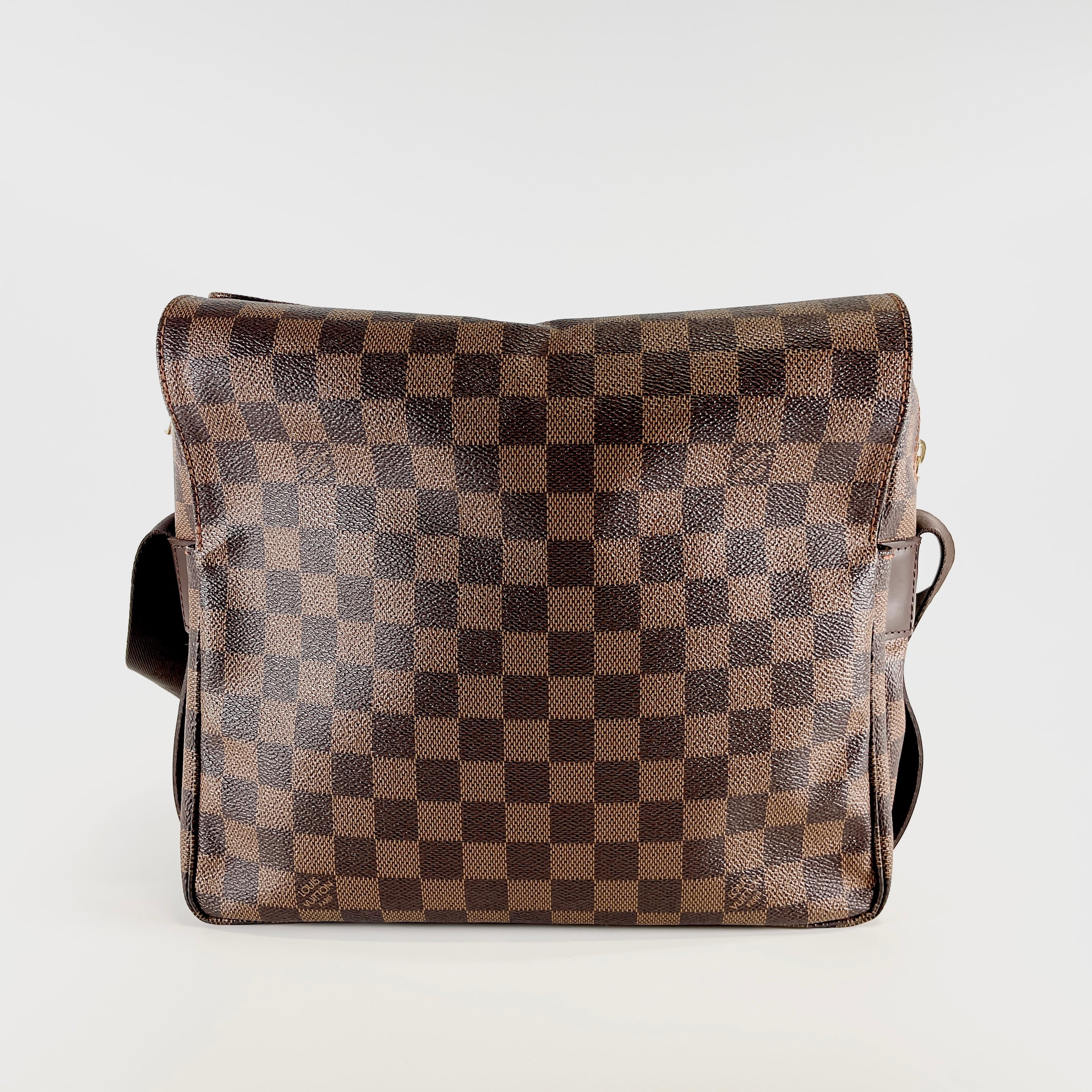 2606 secondhand LV Damier Naviglio