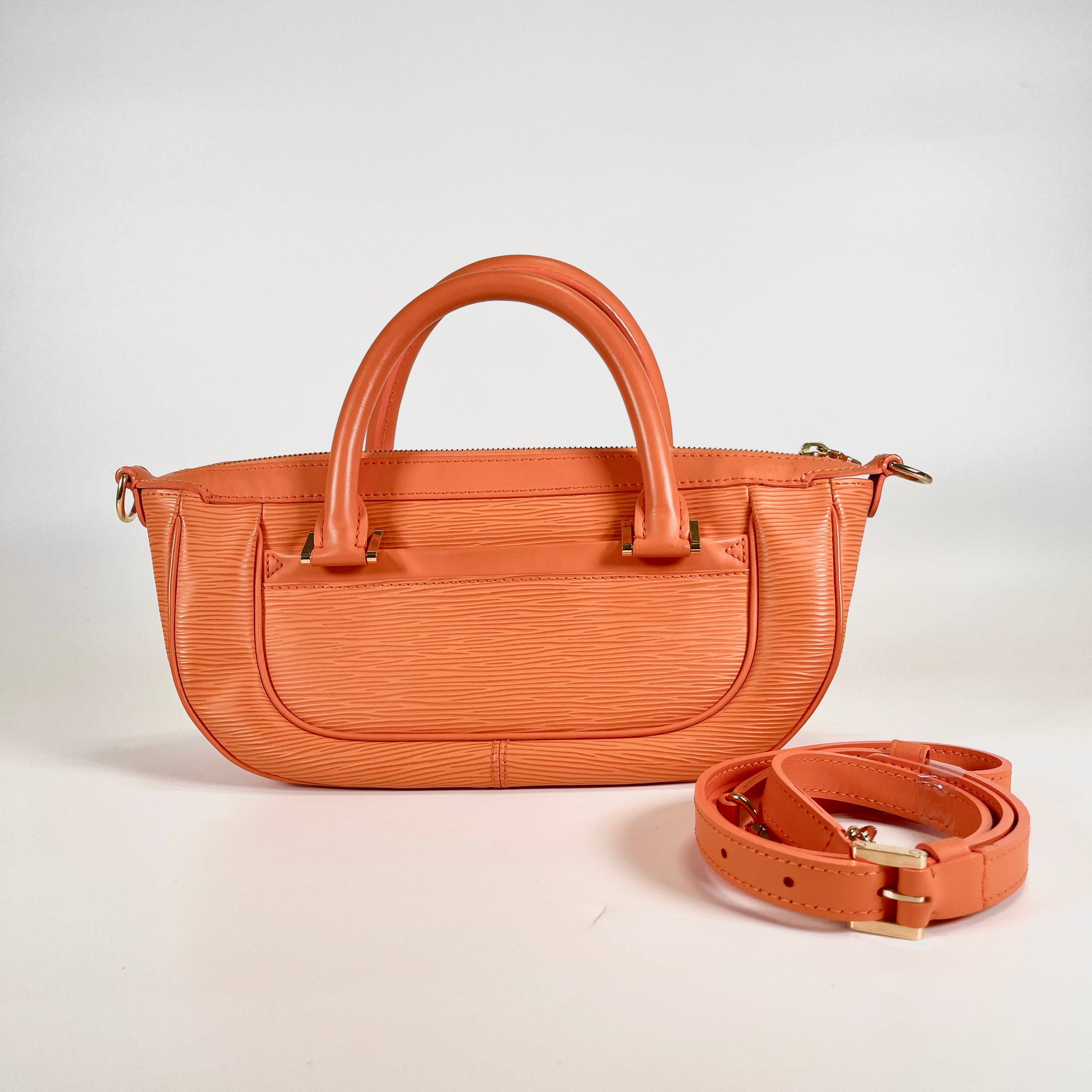 2605 secondhand LV Epi PM