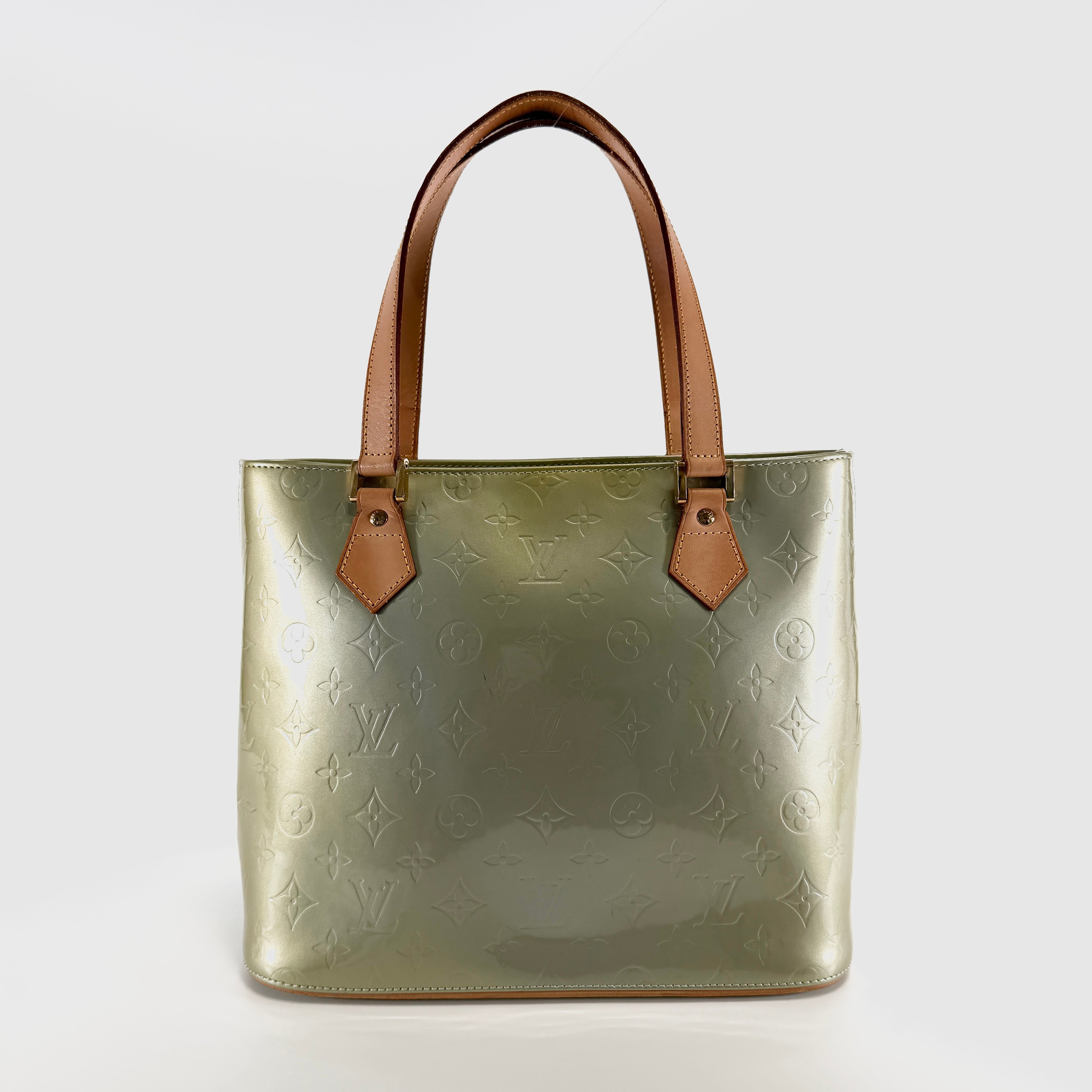 2607 secondhand LV Vernis Houston
