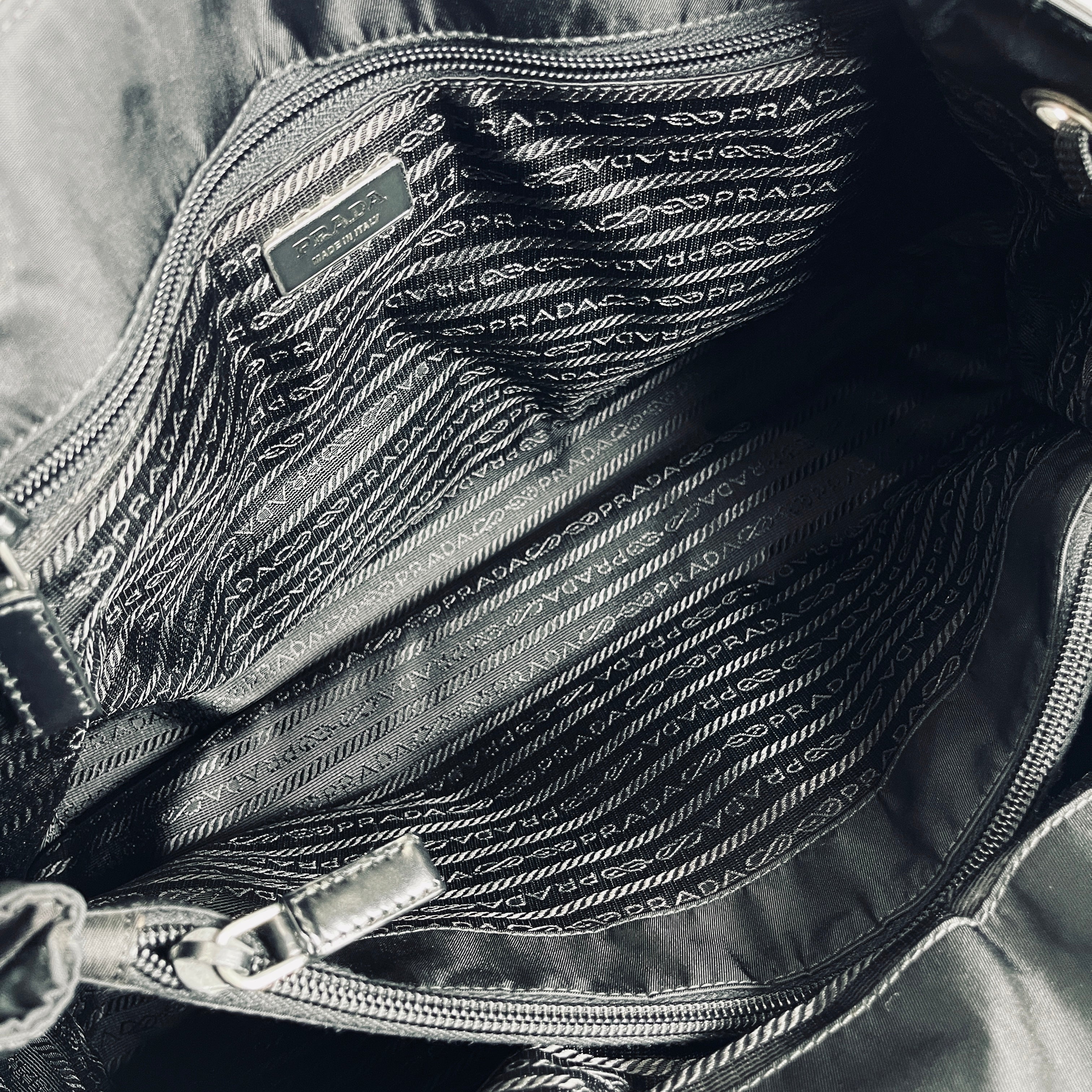 2605 secondhand PRADA nylon Tote Bag