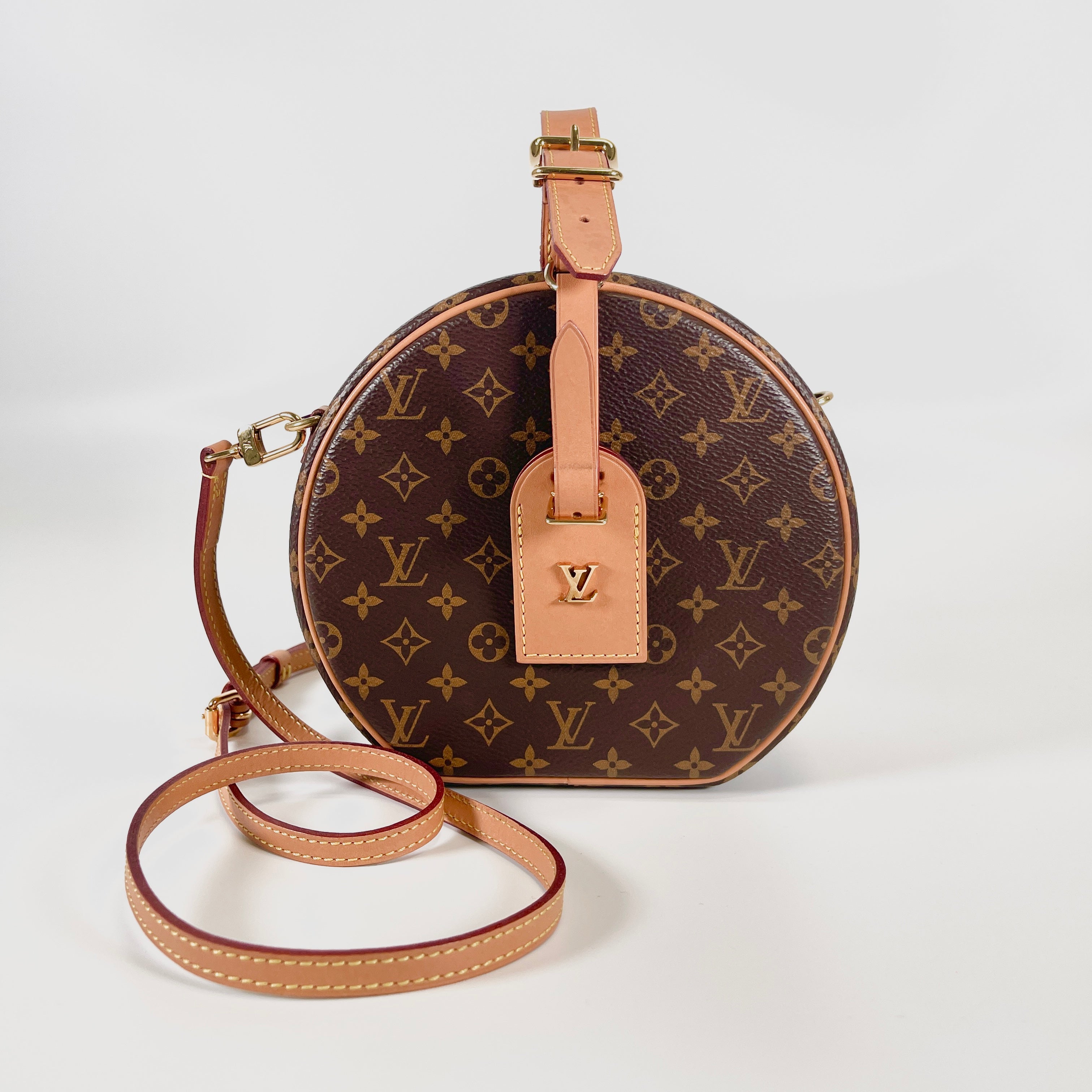 2604 secondhand LV Petite Boite