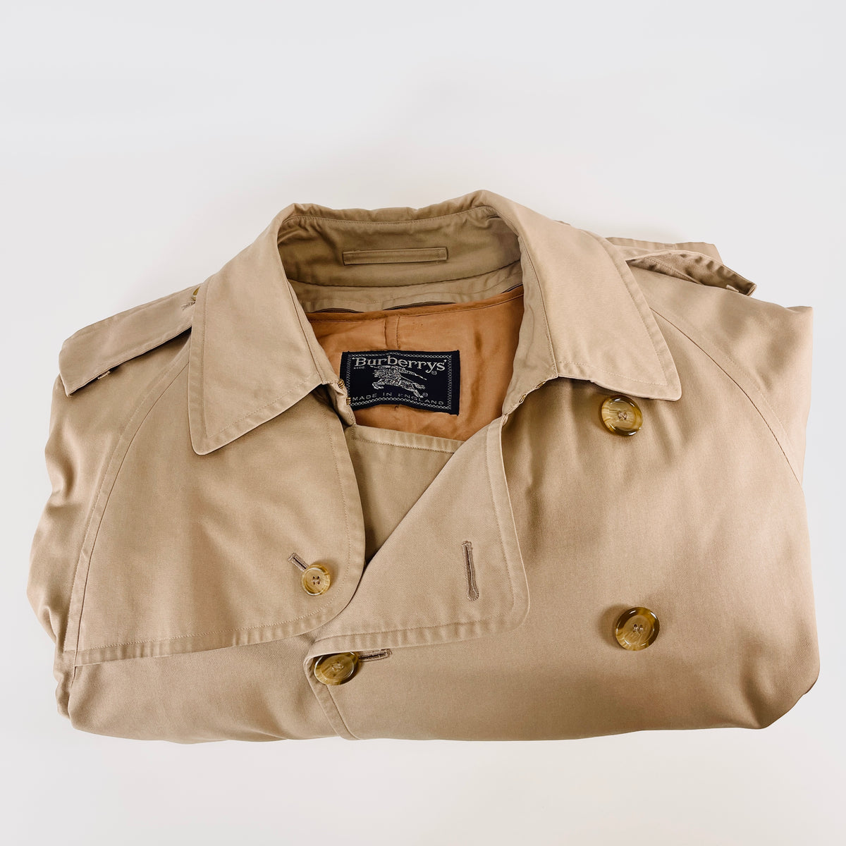 2606 secondhand BURBERRY coat beige