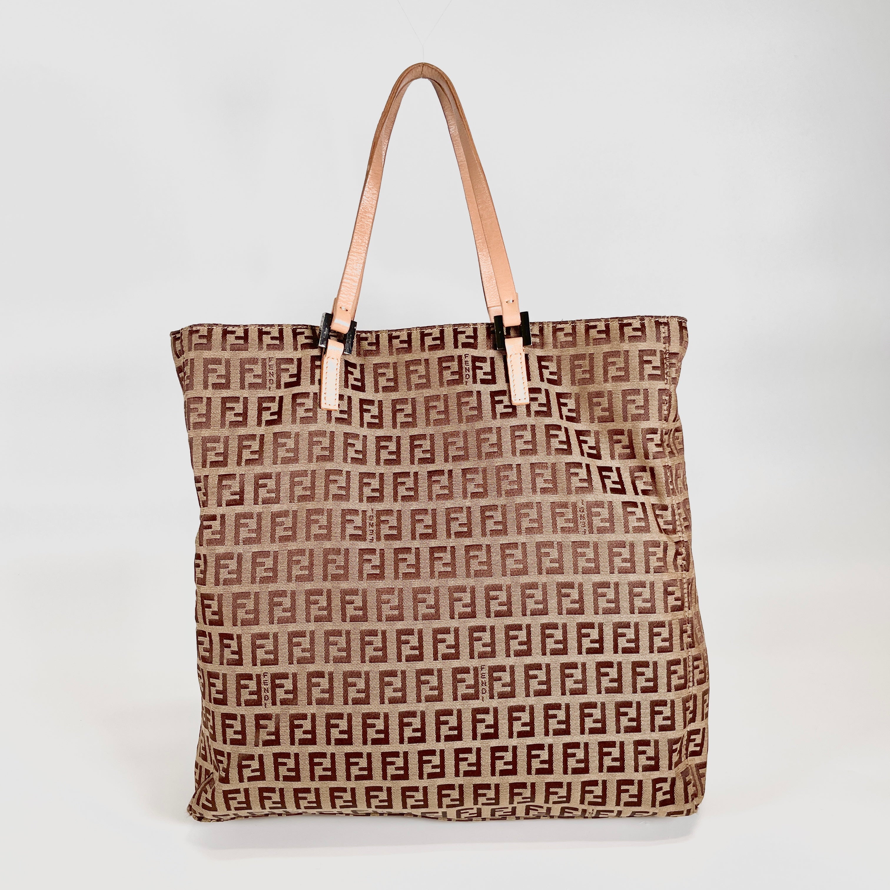 2605 secondhand FENDI Zucchino Tote Bag