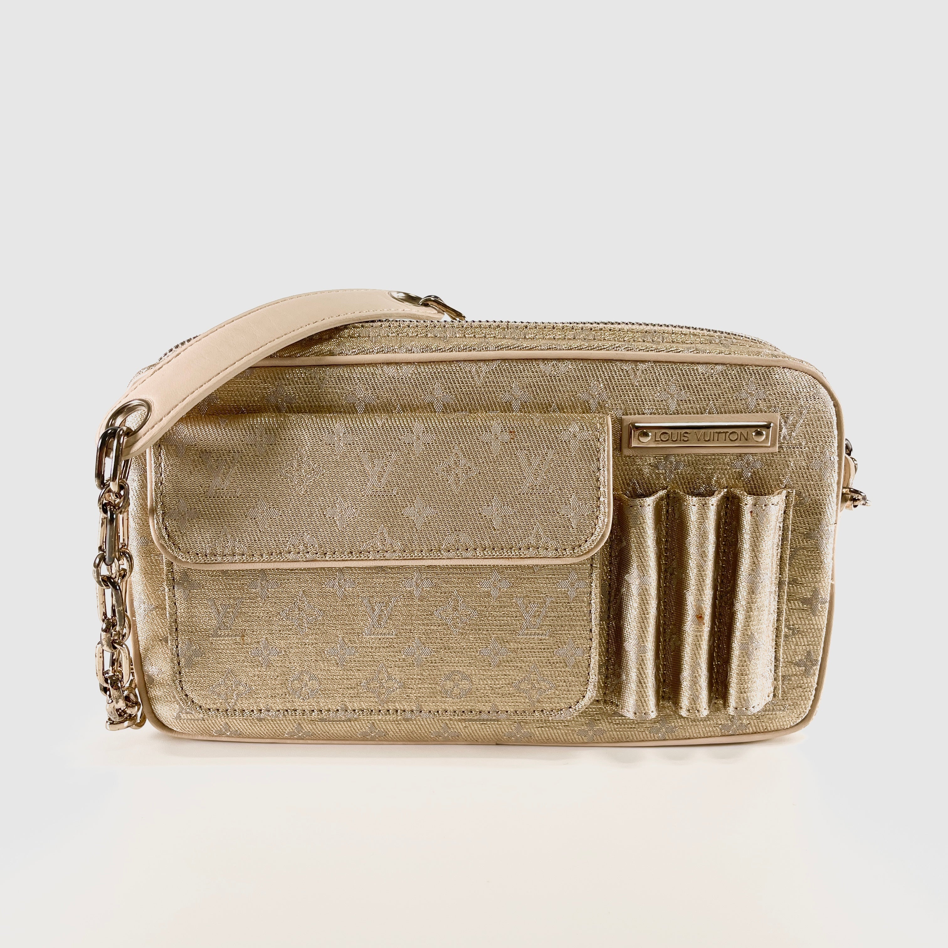 2606 secondhand LV Monogram Shine