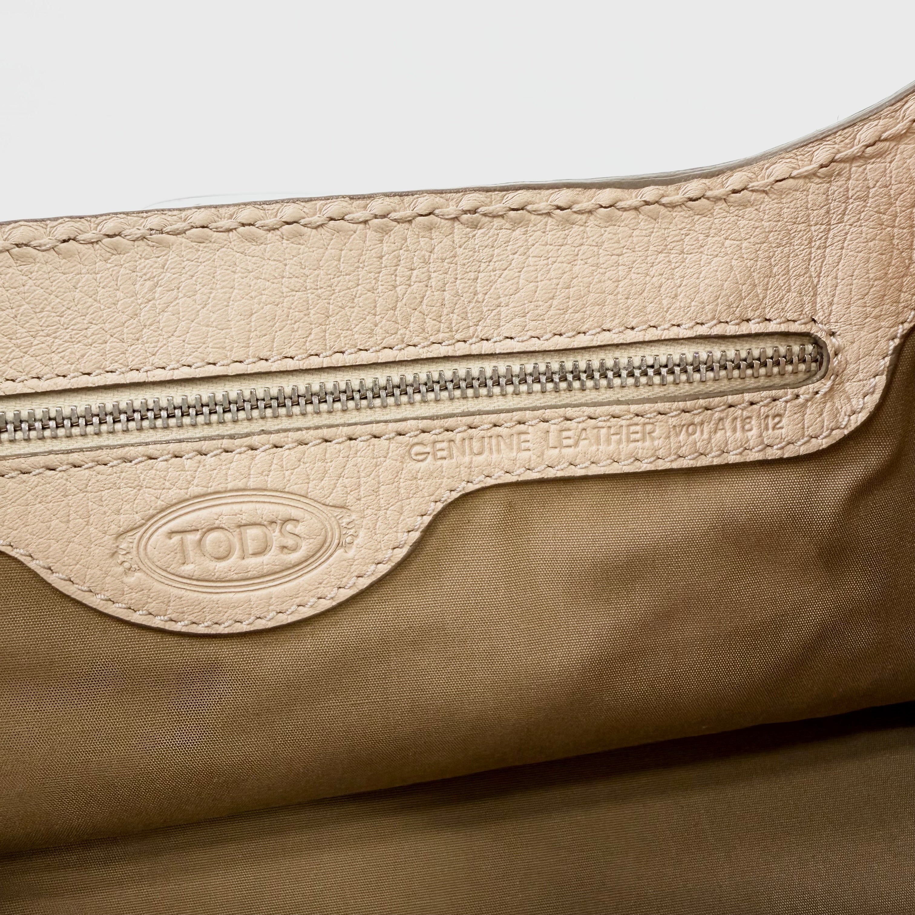 2608 secondhand TOD'S Shoulder bag / Crossbody Bag