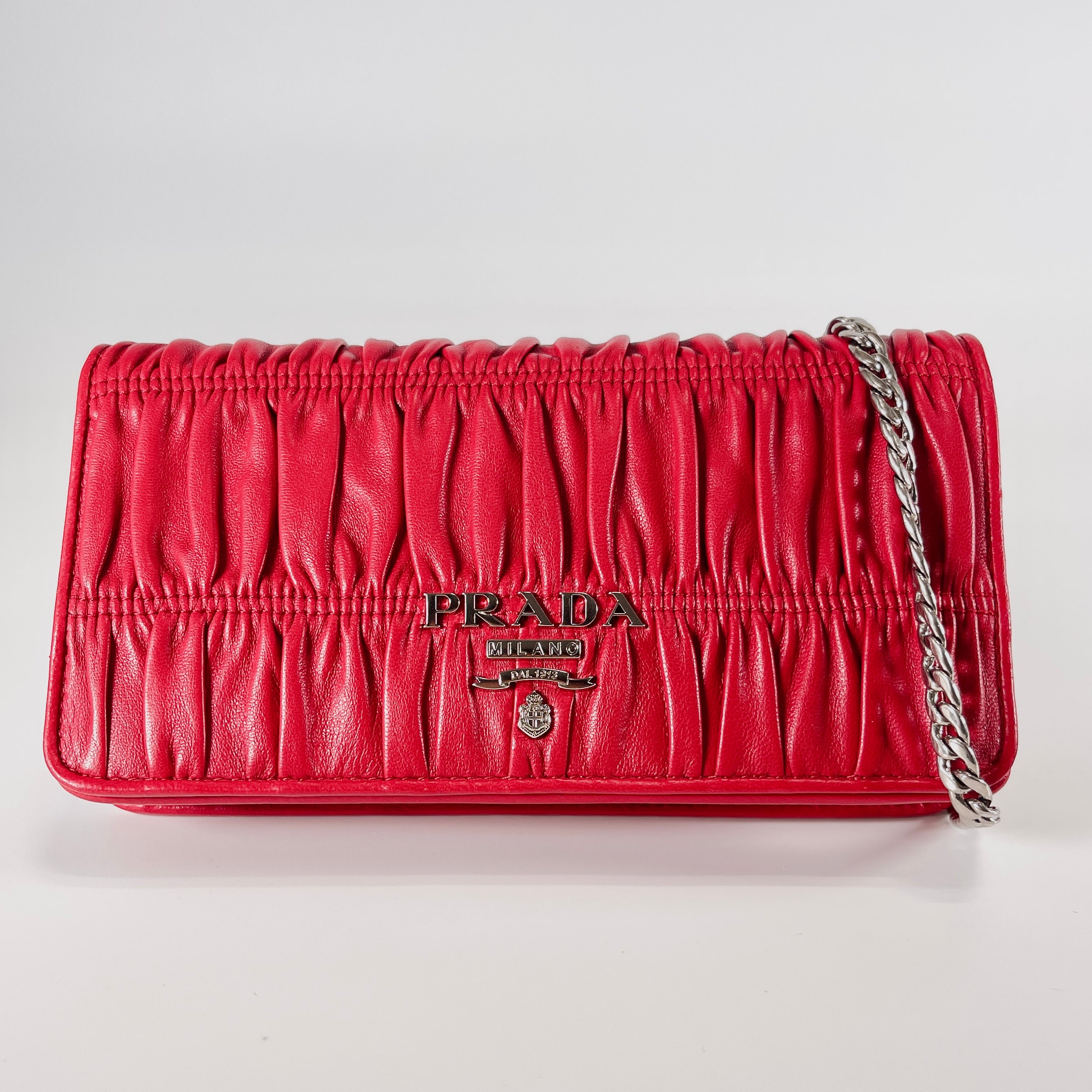 2607 secondhand PRADA Chain Shoulder Bag
