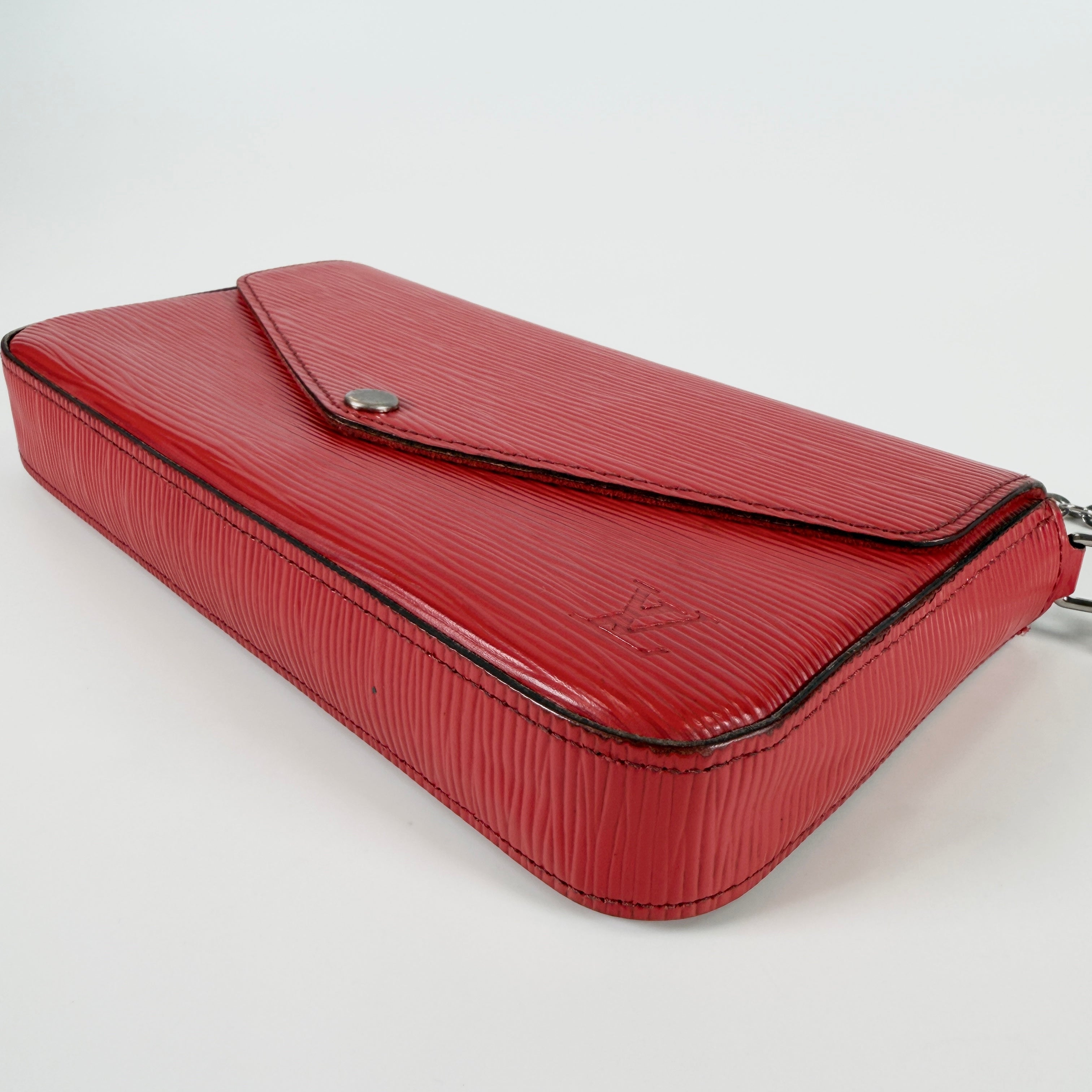 2605 secondhand LV bag / others Pochette Felicie Epi