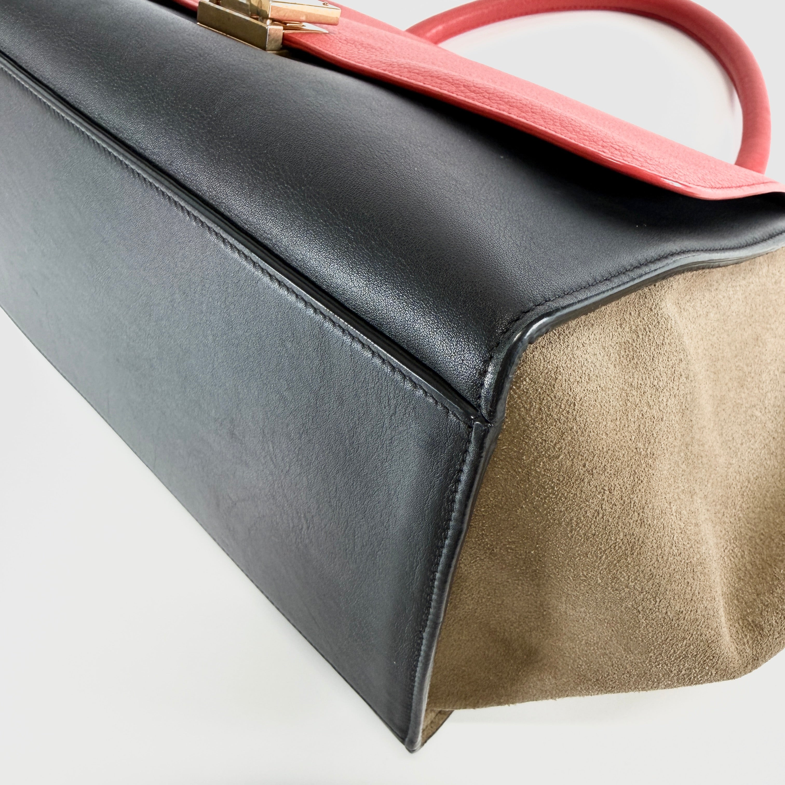 2606 secondhand CELINE Shoulder bag / Crossbody Bag Trapeze
