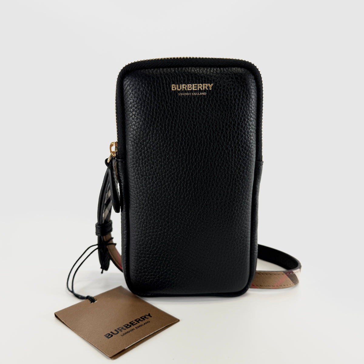 2607 secondhand BURBERRY smartphone pouch