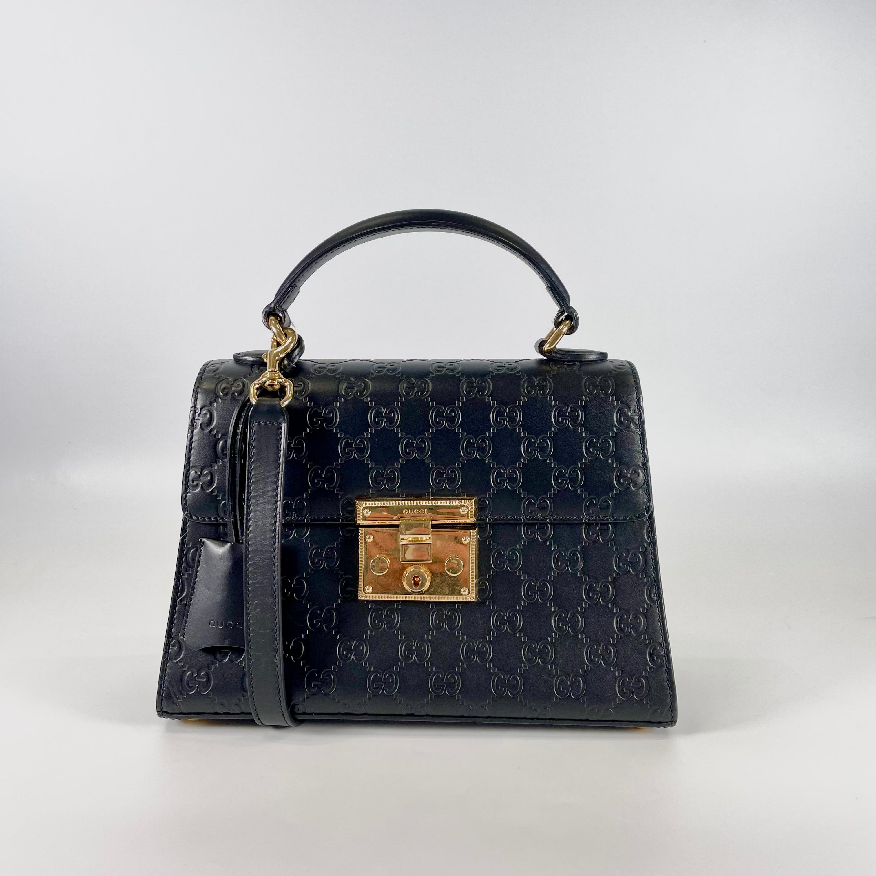 2601 secondhand GUCCI hand bag Guccissima black