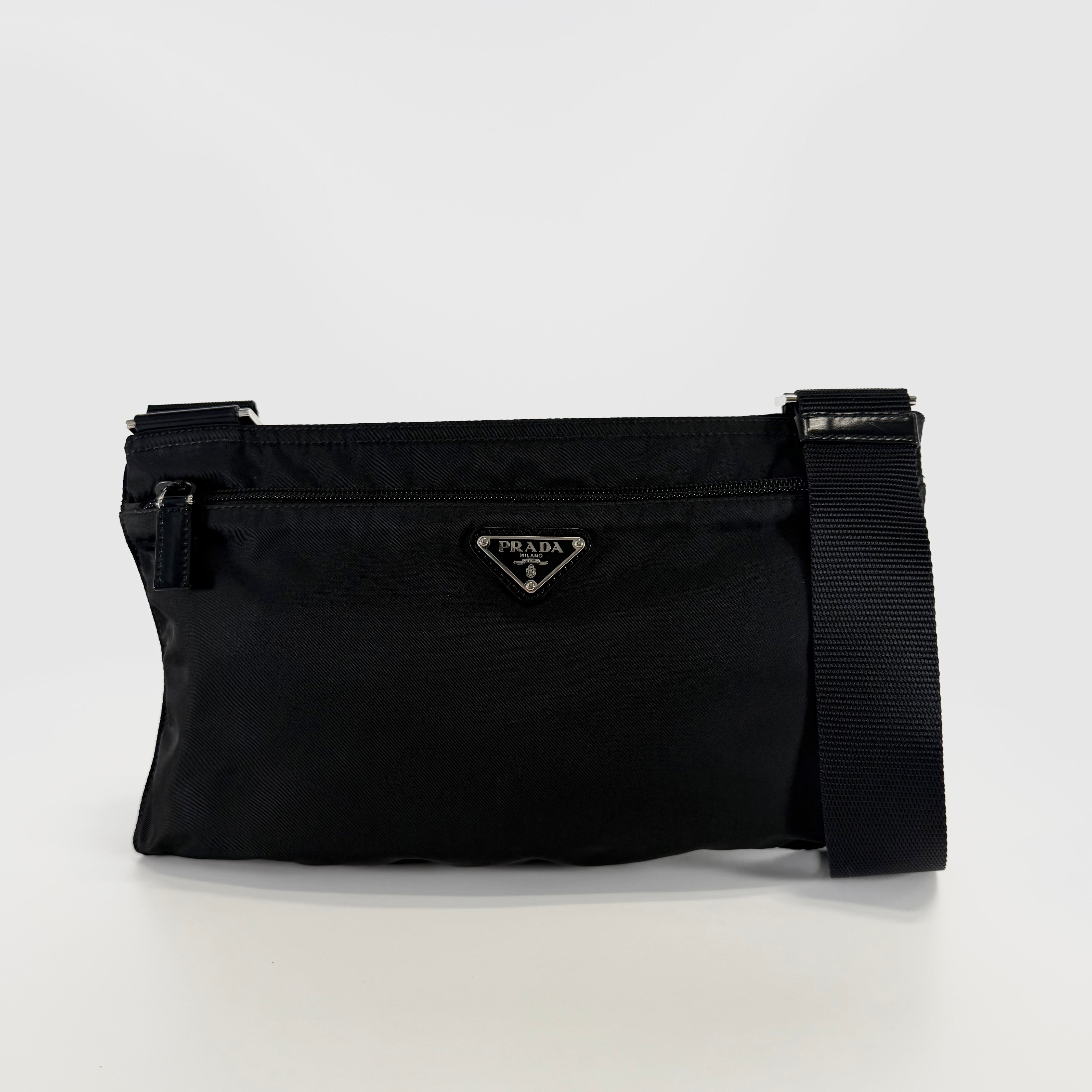 2608 secondhand PRADA Shoulder bag nylon black B